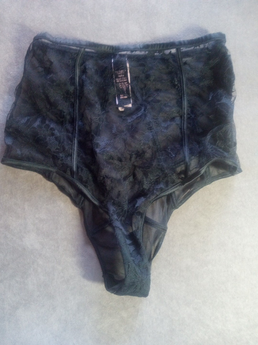 S 28 30 Vintage Victoria’s Secret Very-Sexy Black Lace side Zipper Panties NWT