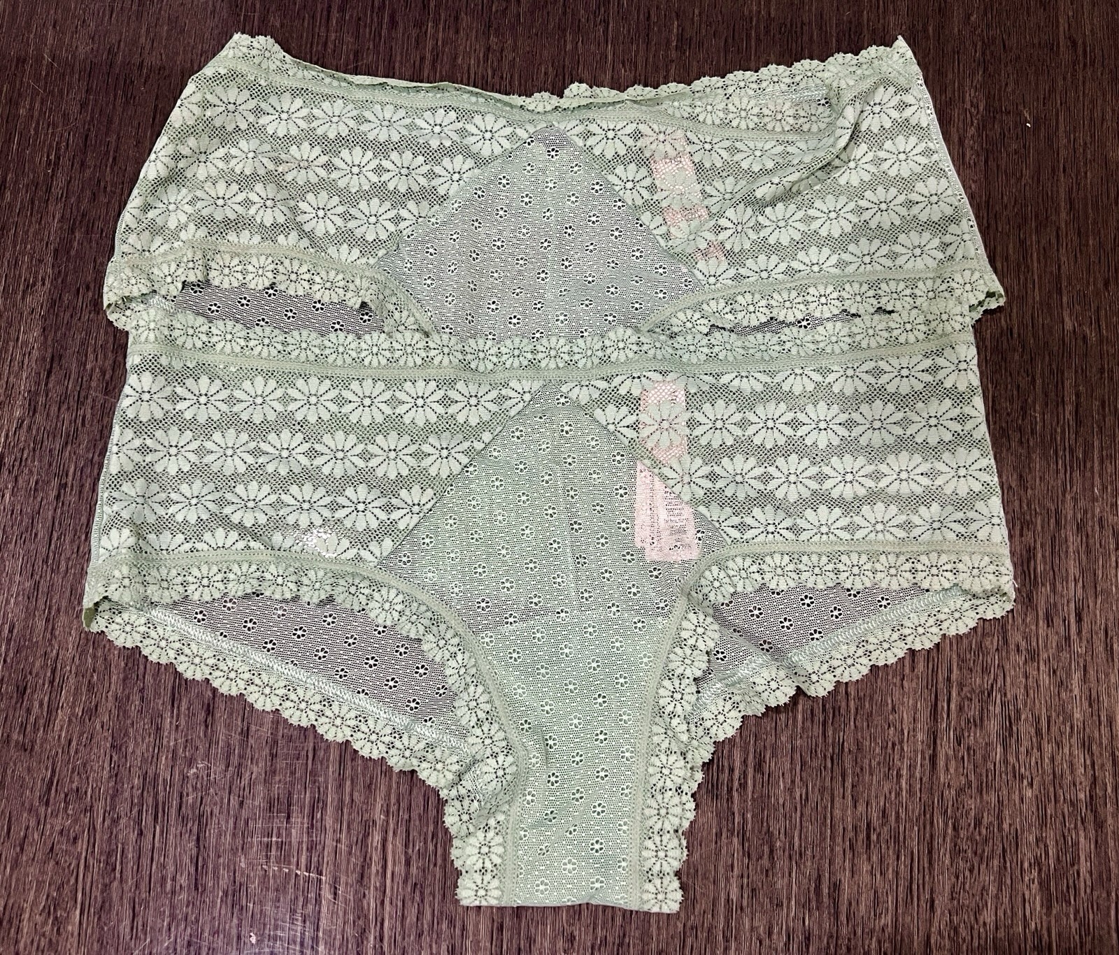 Victoria’s Secret Cheeky Green Lace Floral Panties Size M Women (individual)