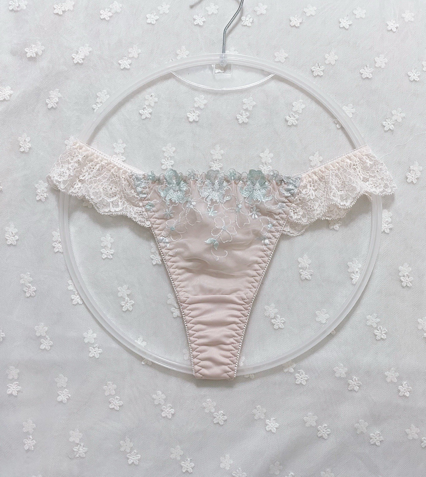 US-S, M/JP-L Japanese Brand Floral Embroidered Lace Ruffle Nylon Thong Panty