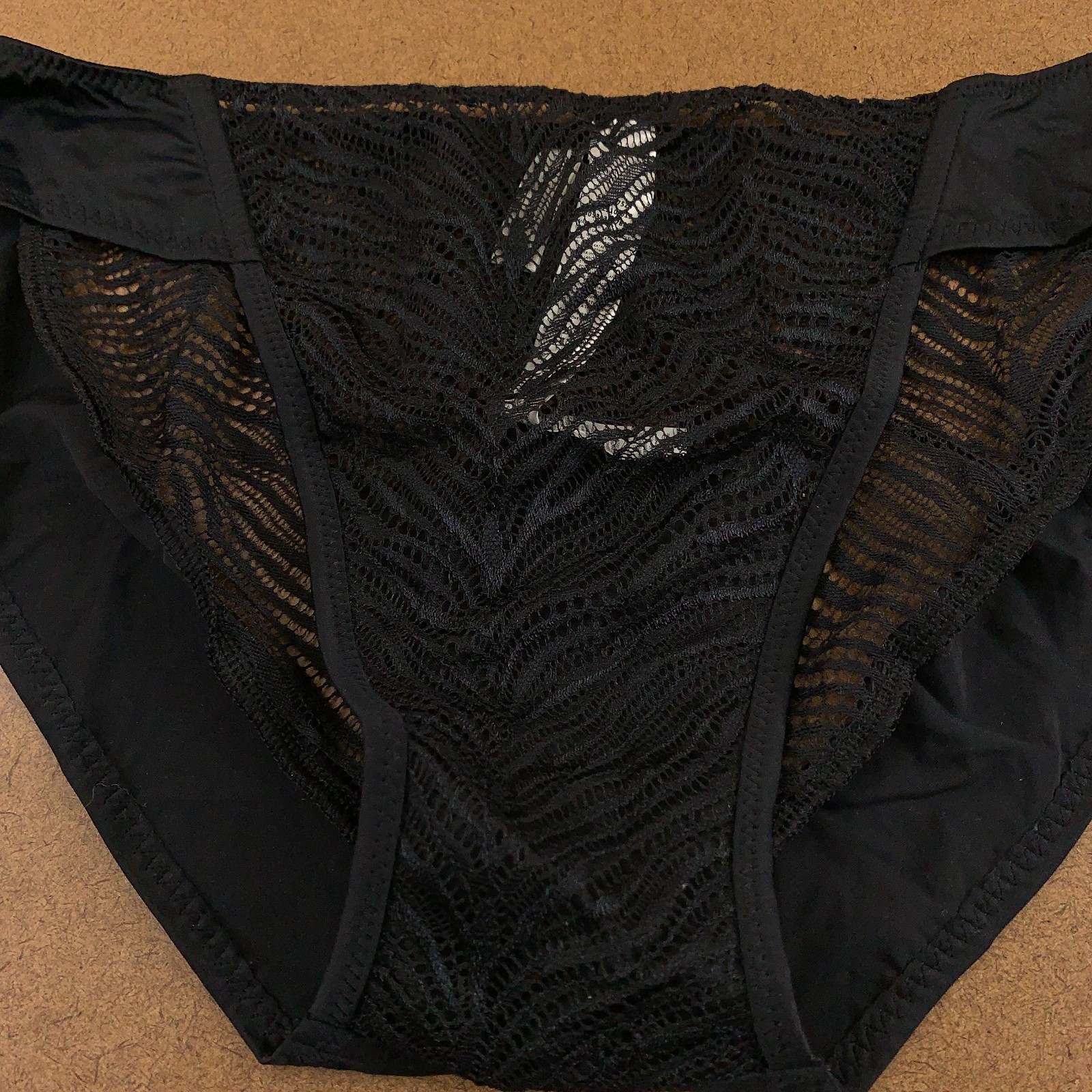 Intimissimi Womens Size Medium Black Lace Self Love Brief Panty NWT