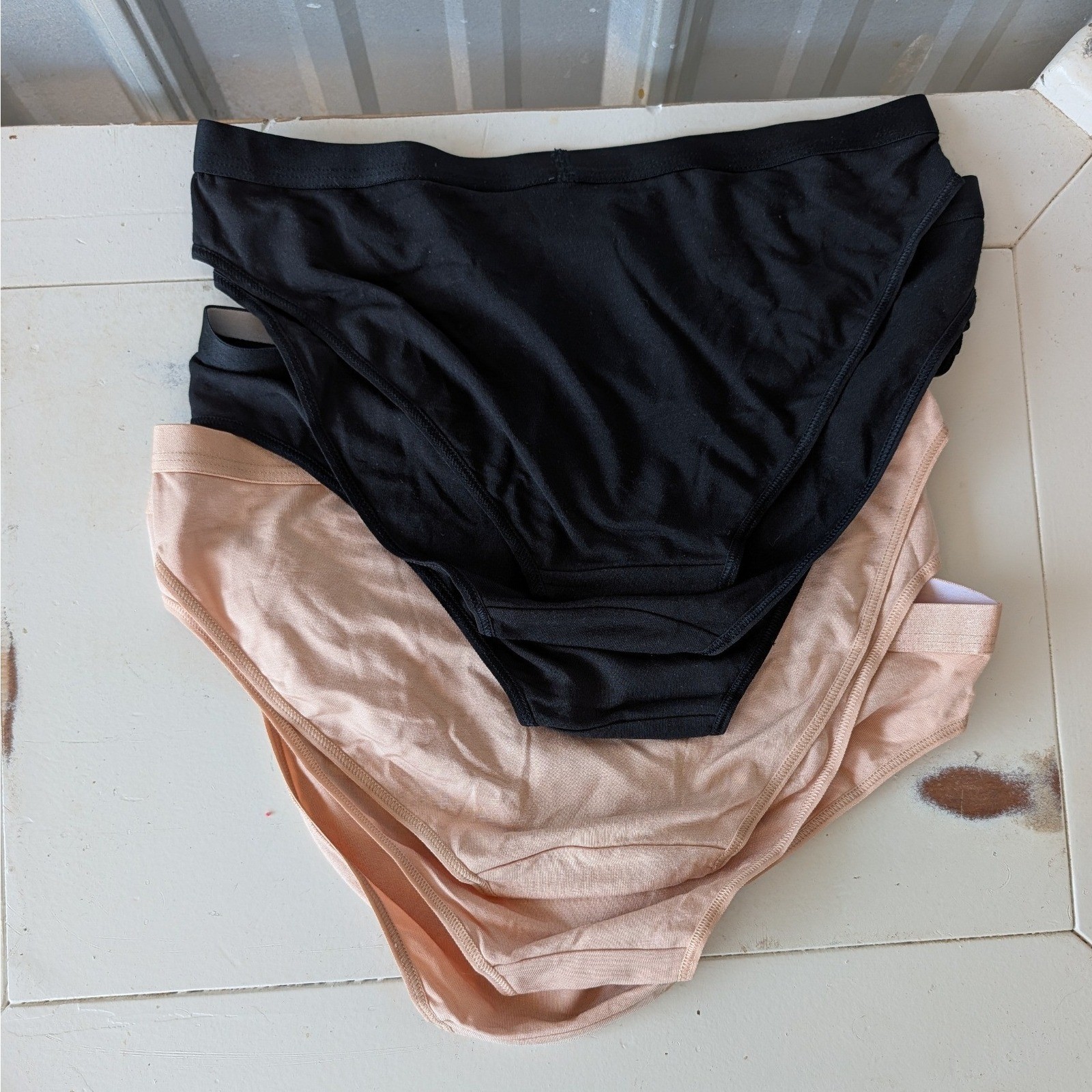 Quince Womens Micromodal Bikini Underwear Set 6 Pack Black Tan Size Small
