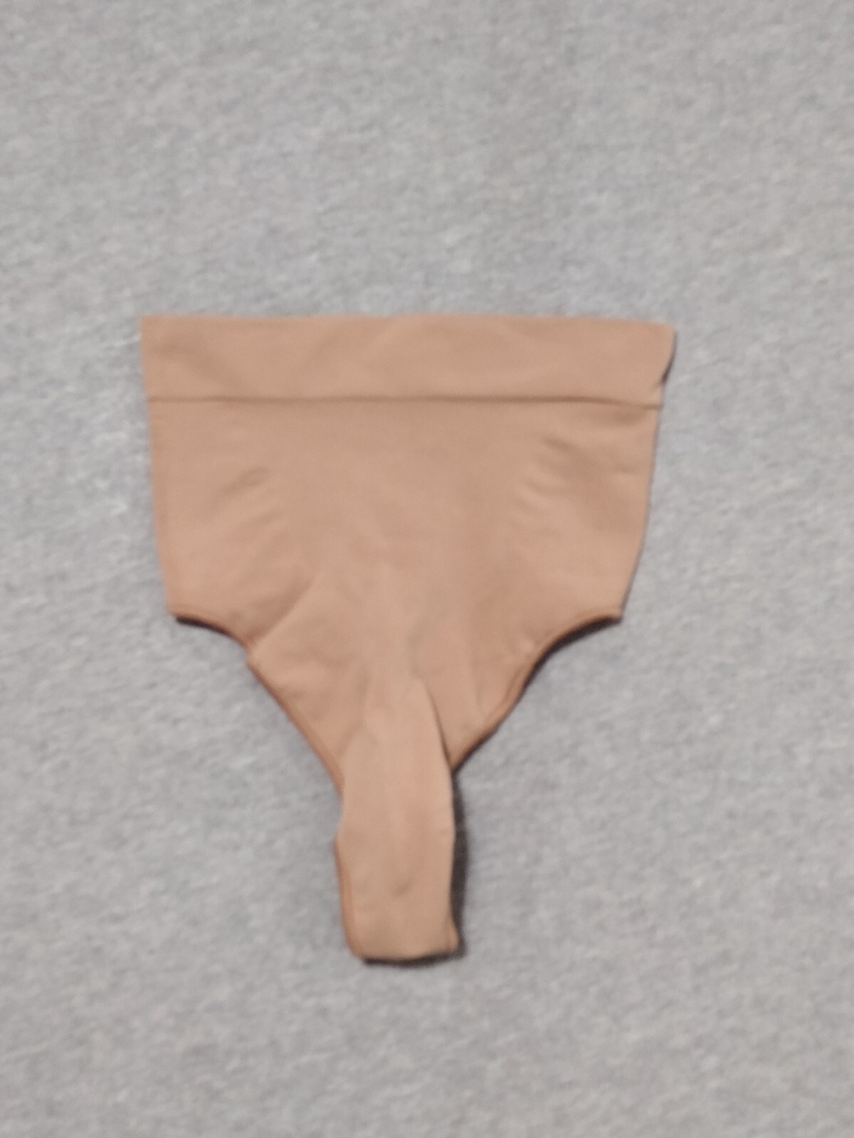 SKIMS Women’s Comfy Sculpting Mid Waist Thong in Camel Size XXS/XS SH-MWT-0198