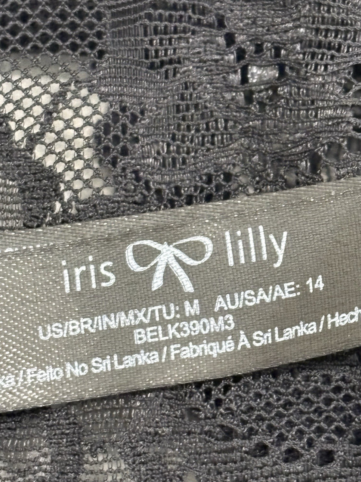Iris & Lily Hipster Black String Thong Panties Medium Cotton & Lace Blend NWOT