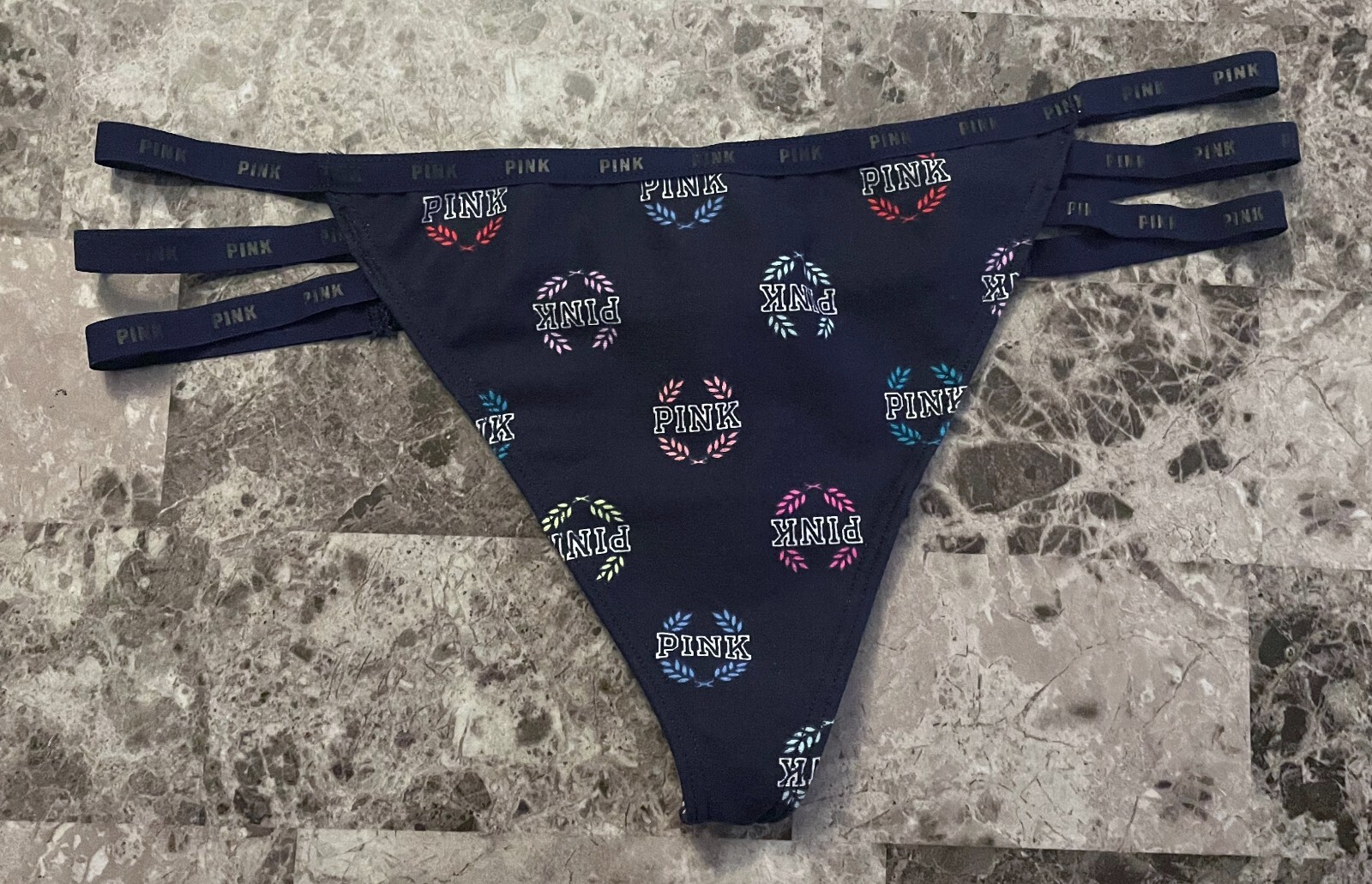 NWT VICTORIA’S SECRET PINK M NAVY BLUE CRESCENT LOGO STRAPPY RARE THONG PANTIES