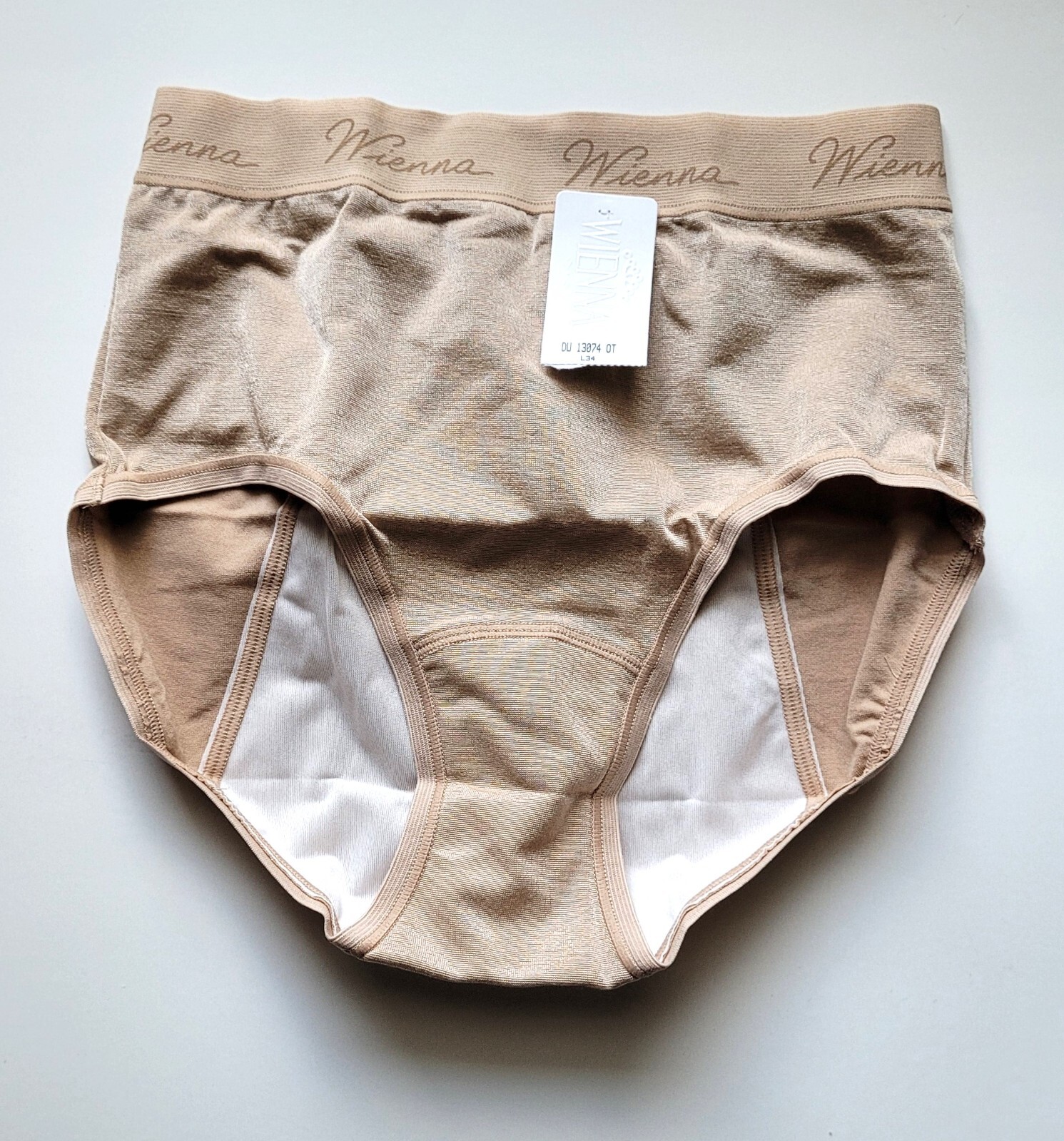 New with Tag 4pc-NightTime Weinna Period Underwear Assorted Colors Size Large