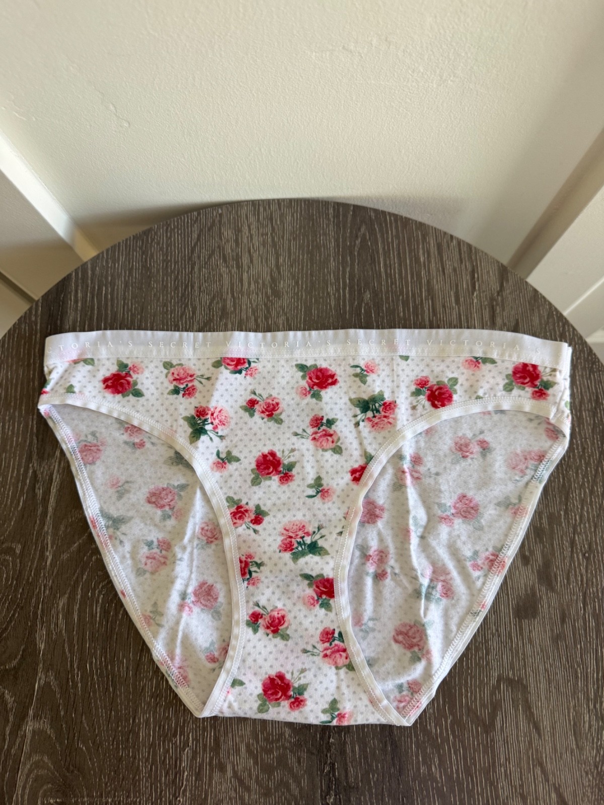 VICTORIA’S SECRET Stretch Cotton Bikini Panty Rose Print Size S NEW