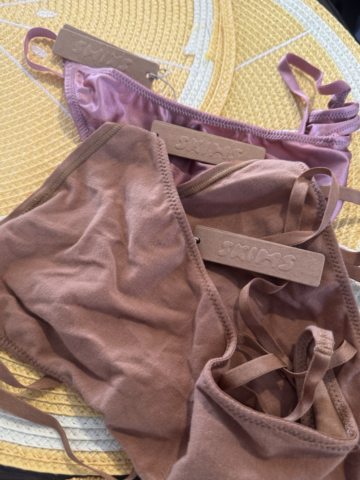 SKIMS 3 Style Thongs 3X Seamless Soft Stretch Minimal Strappy NWT”