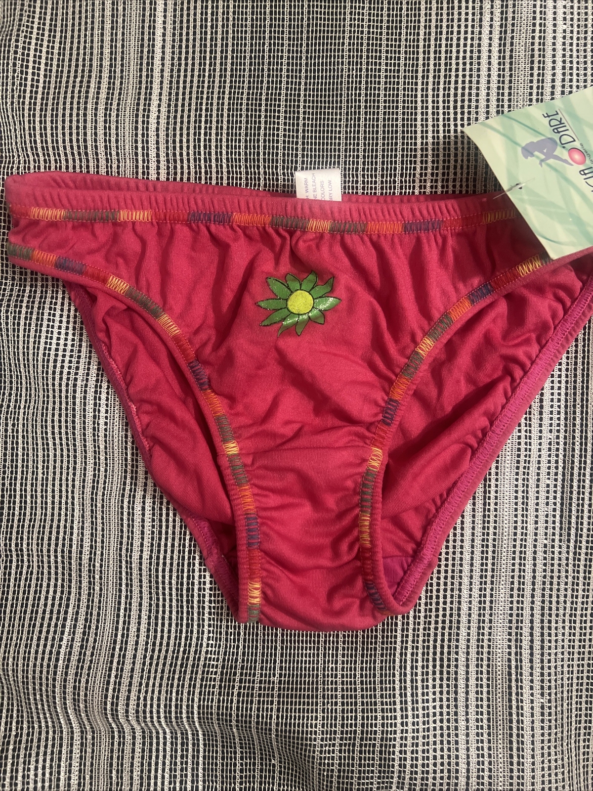 VINTAGE WOMEN’S LINGERIE PANTIE CAPRICIA O’DARE SIZE M/6 BODY 100% POLYESTER
