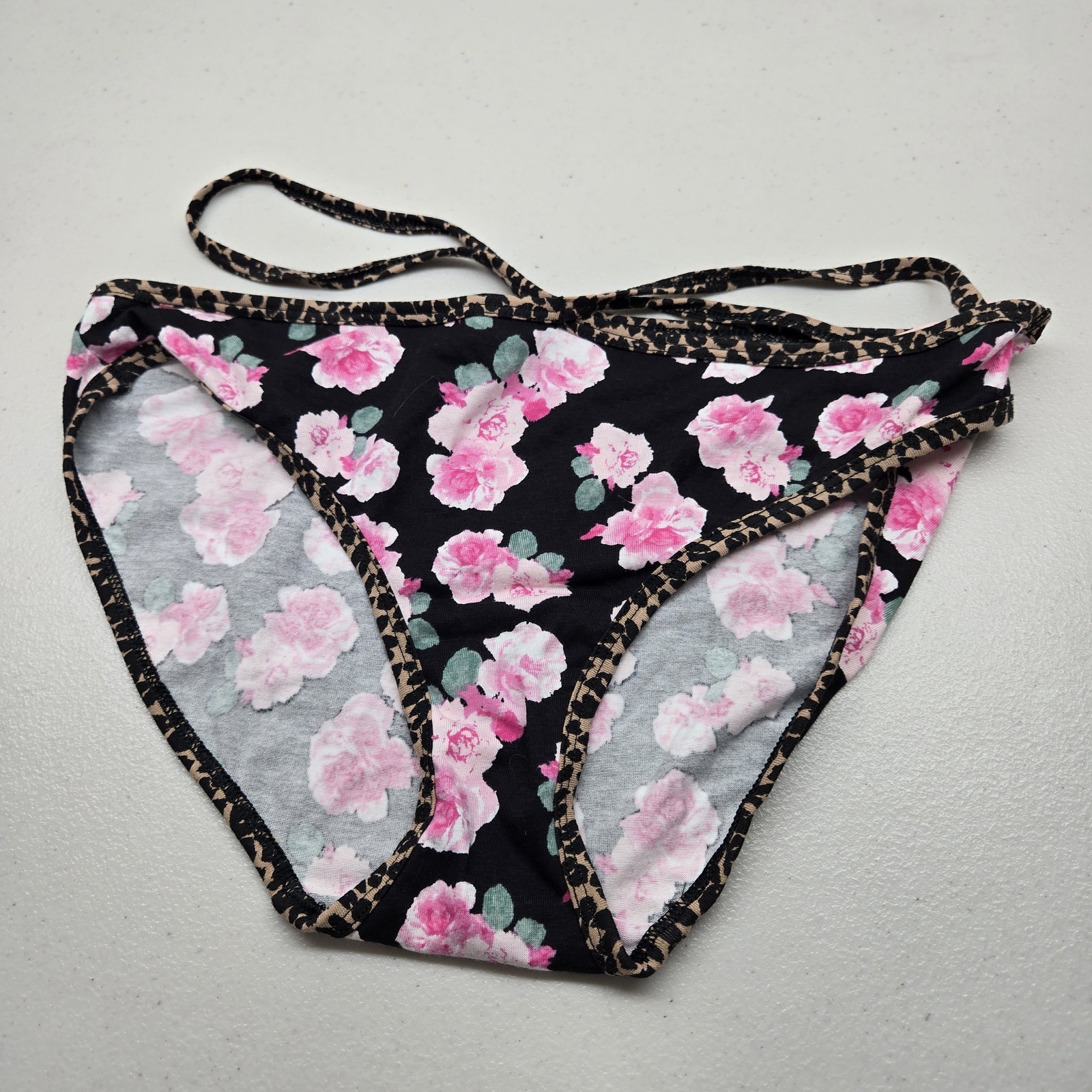 Victoria’s Secret Women Panties Large Black Cheetah Floral Strappy NWT