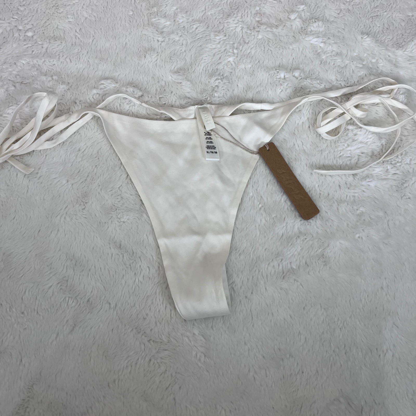 SKIMS Women’s Bridal Silk Thong Marble White PN-BIK-2972 Size XL New With Tags