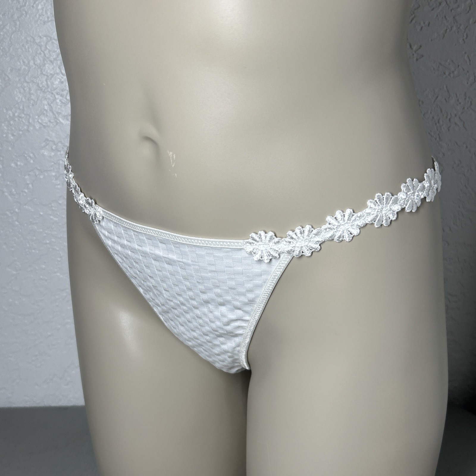 Marie Jo 0600413 Avero String Thong Panty UK XL Floral Band White