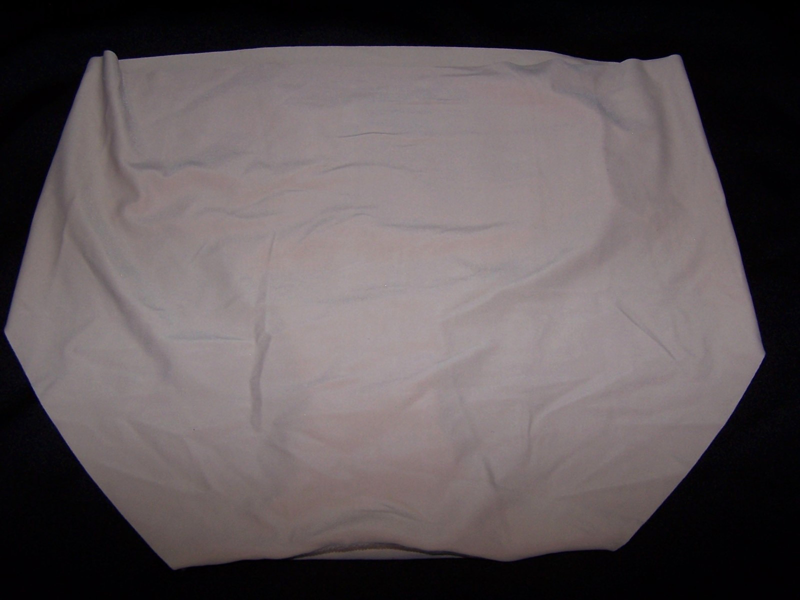 Black Bow – Beige No Show Slippery Soft Briefs Panties, Nylon Spandex Size L