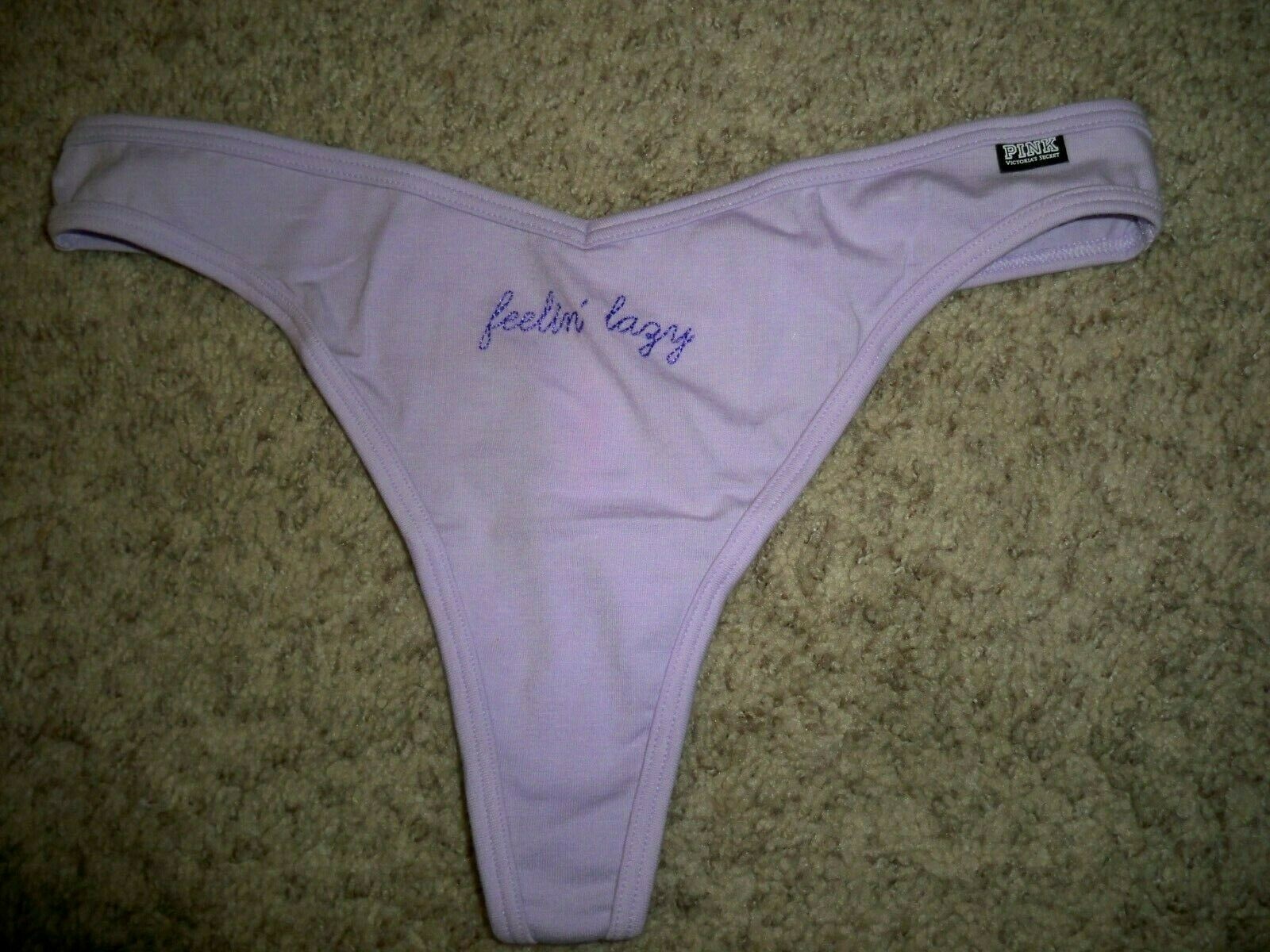 VICTORIAS SECRET THONG LARGE LETS FEELIN LAZY LILAC LAVENDER NEW