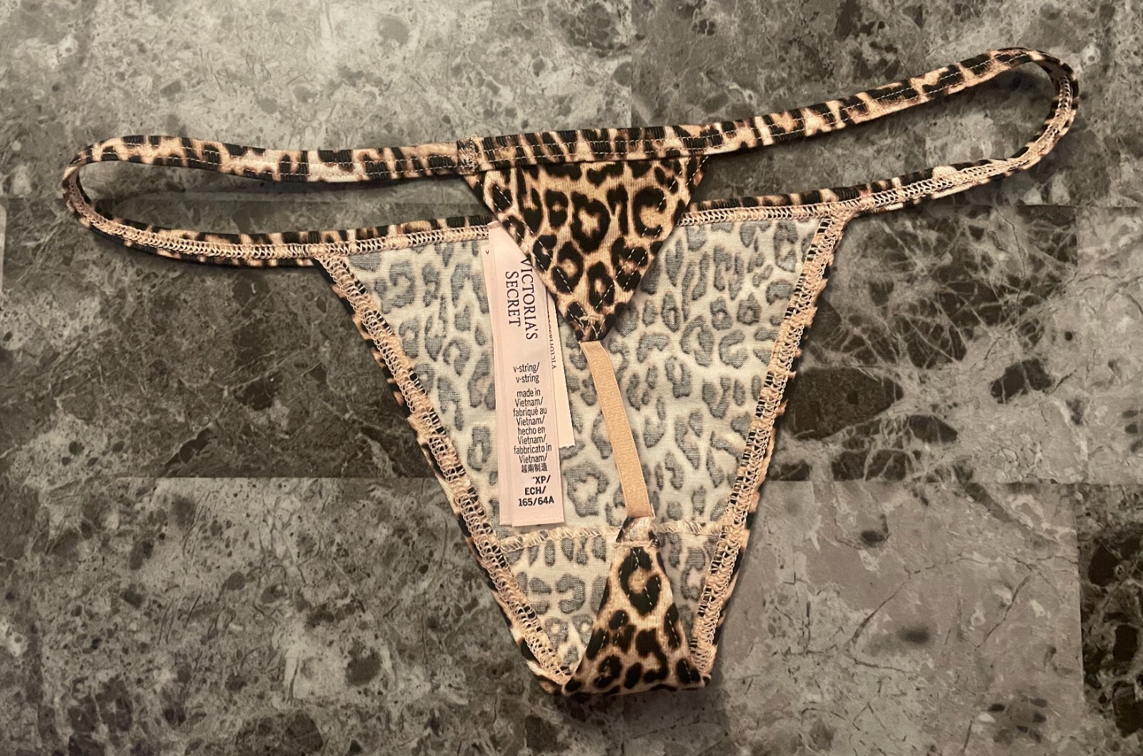 NEW VICTORIA’S SECRET BLACK NUDE BEIGE LEOPARD CHEETAH V STRING THONG PANTIES