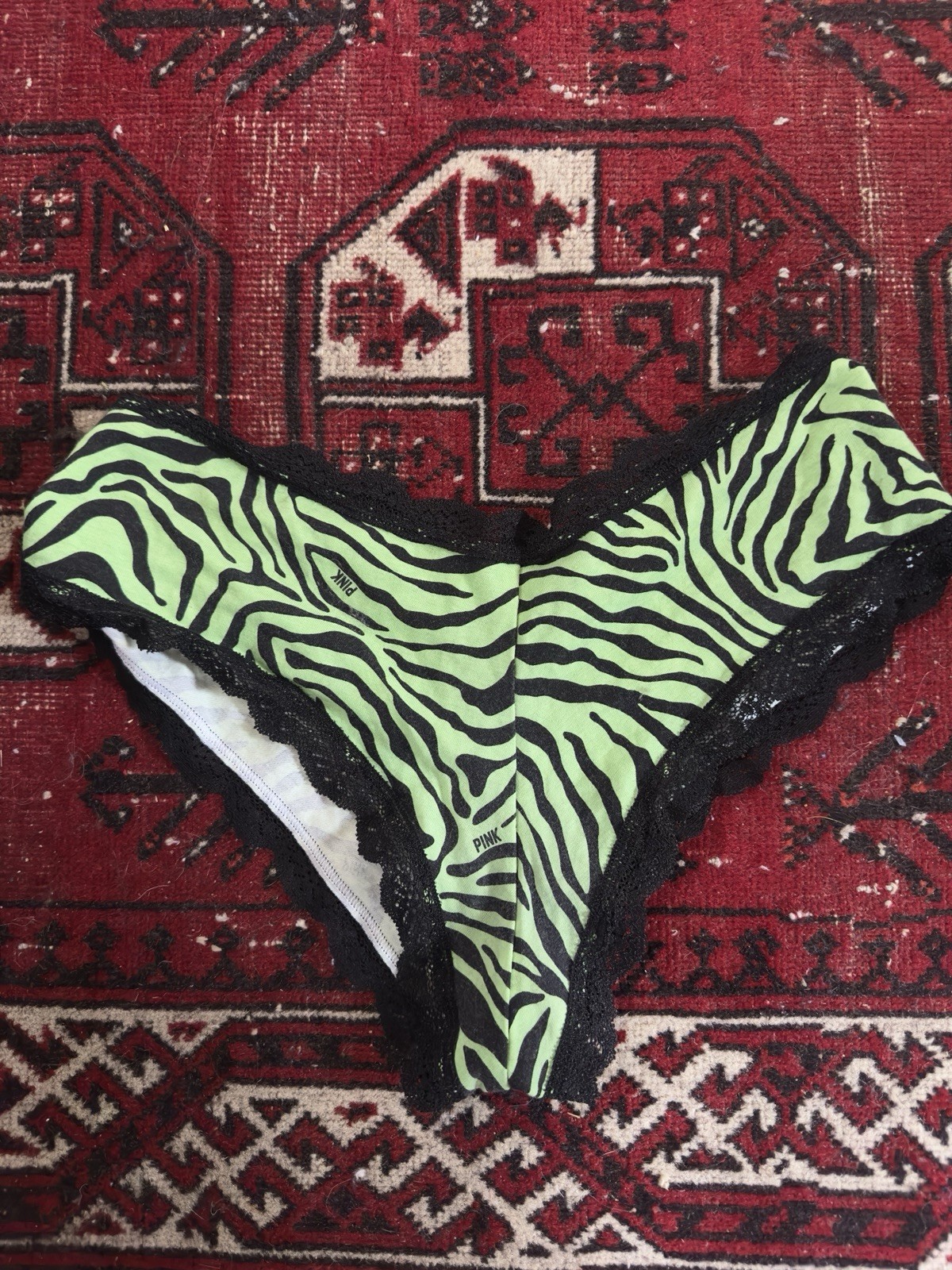 VICTORIA’S SECRET PINK M ZEBRA LACE VINTAGE RARE CHEEKIEST HIPSTER PANTIES