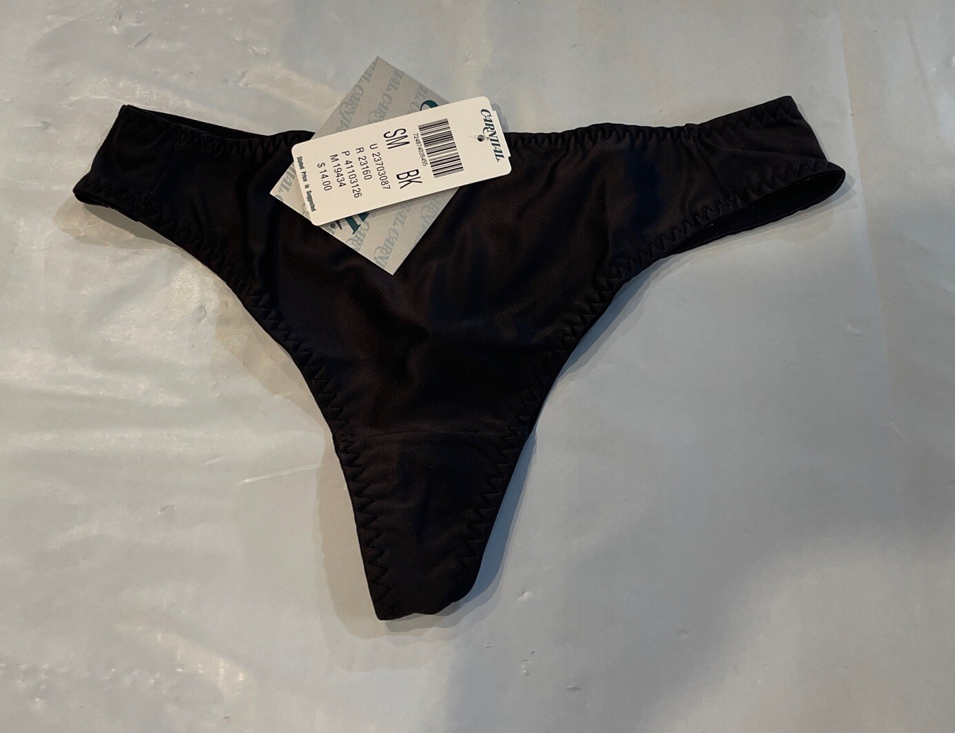 6 Pair Carnival Seamless Microfiber Low-Rise Thong NWT Black Small NWT Underwear