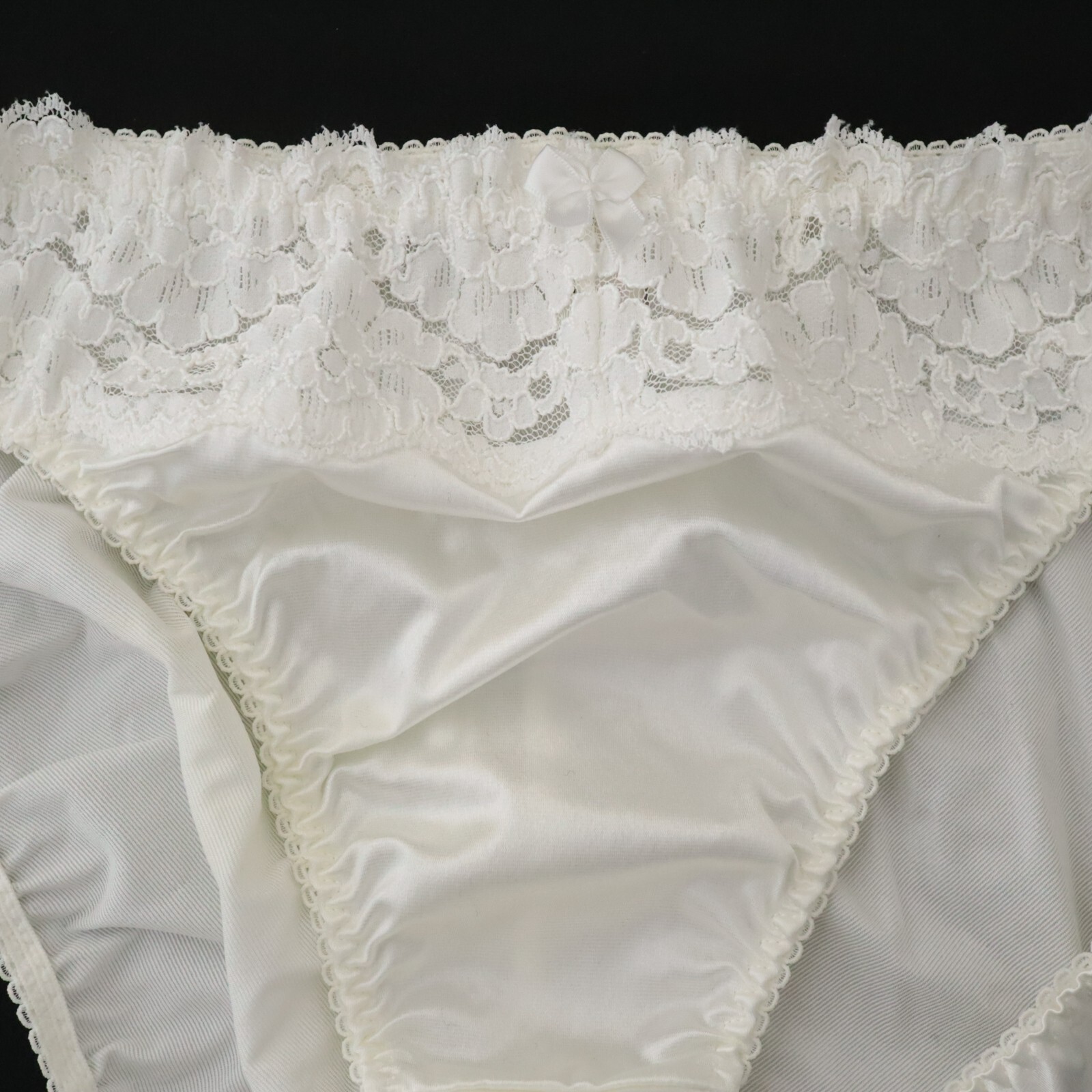 NEW Victoria’s Secret VTG 80s 90s Second Skin Satin Lace Brief Panty LARGE