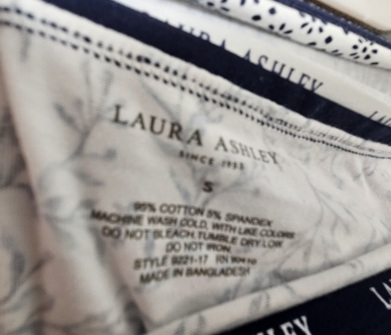 LAURA ASHLEY 5 Pack Women’s S L XL Logo Cotton Panties Tag Free White Navy Blue