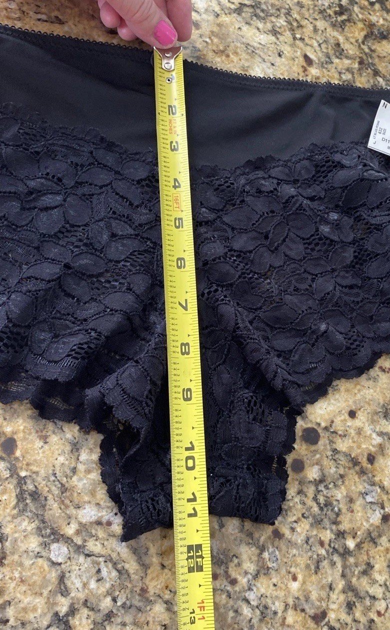 Delta Burke NWT 9/2X Black Lace Boy Shorts Panties