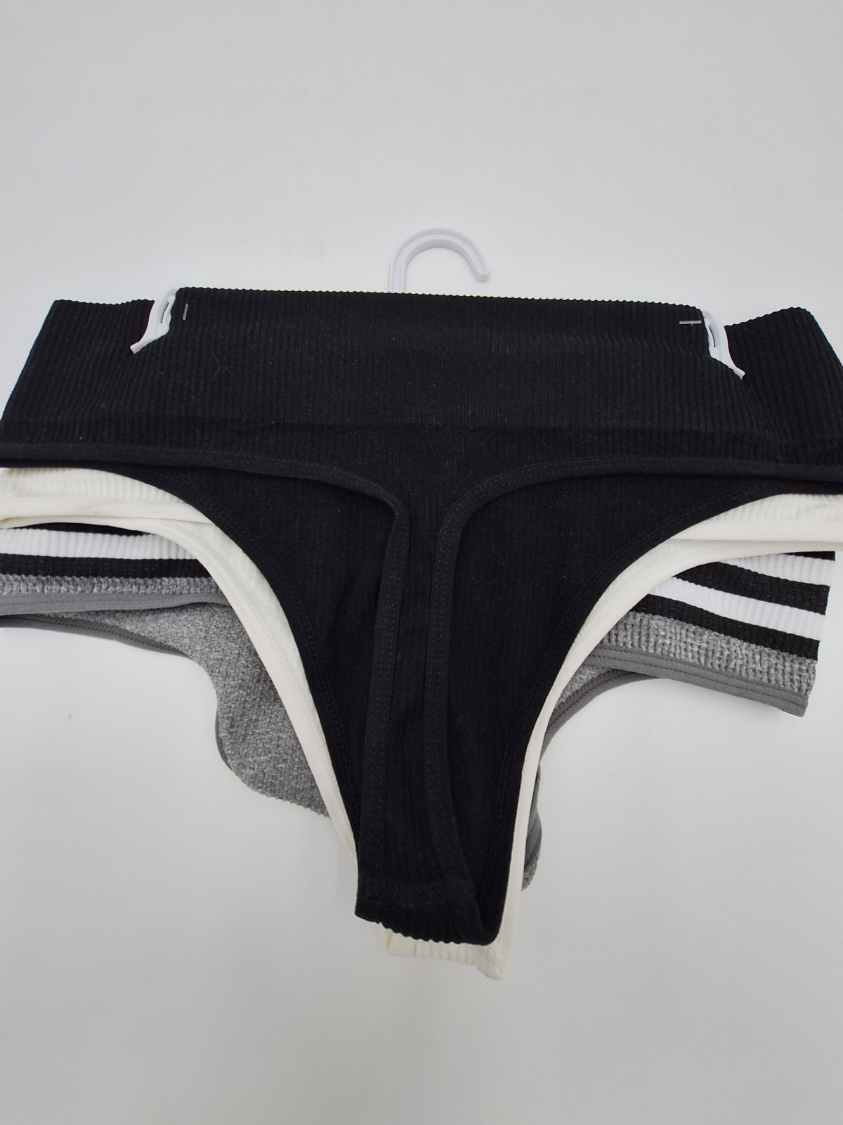 RENE ROFE Seamless Thong Panties 3 Pair Black White Grey XL $42 NWT