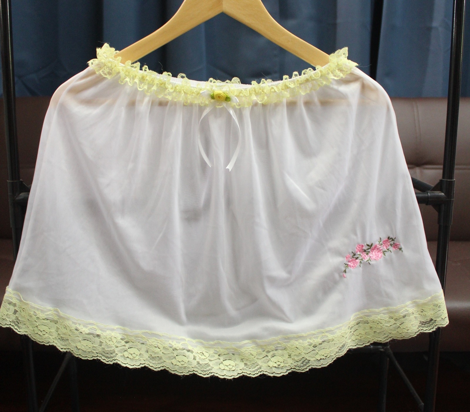 #A227 2XL/ElasticW.24-42″ VintageStyle Yellow Nylon Full Brief + White Half Slip