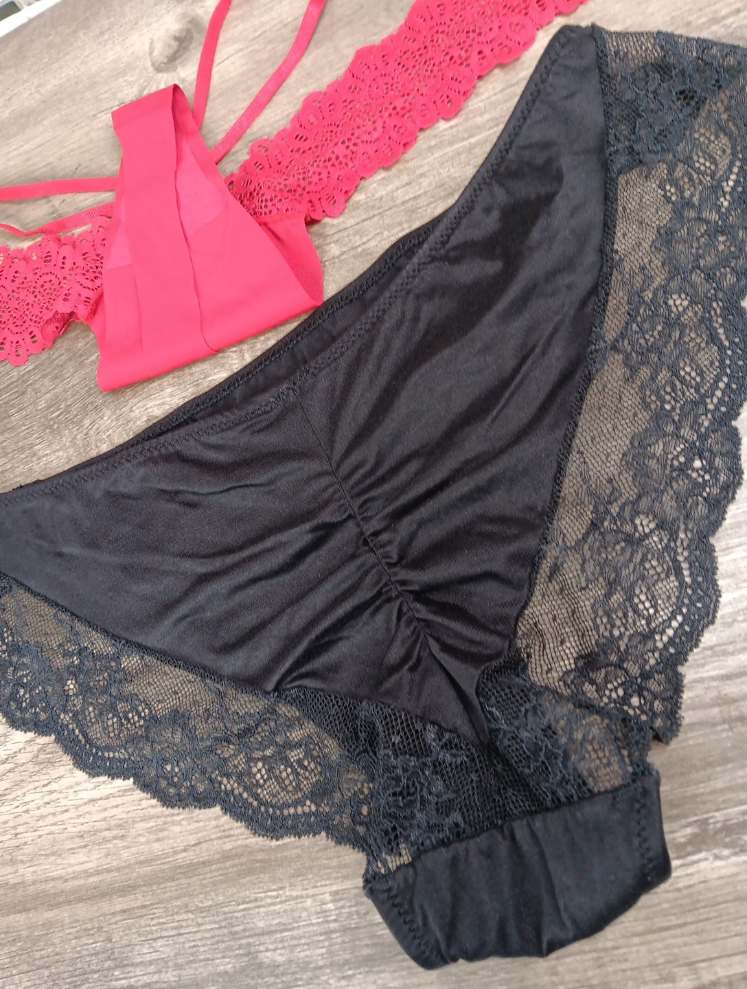 Maidenform Luxurious Lace Black High Cut Brief Panty XL/8 Red Thong 2pc Set