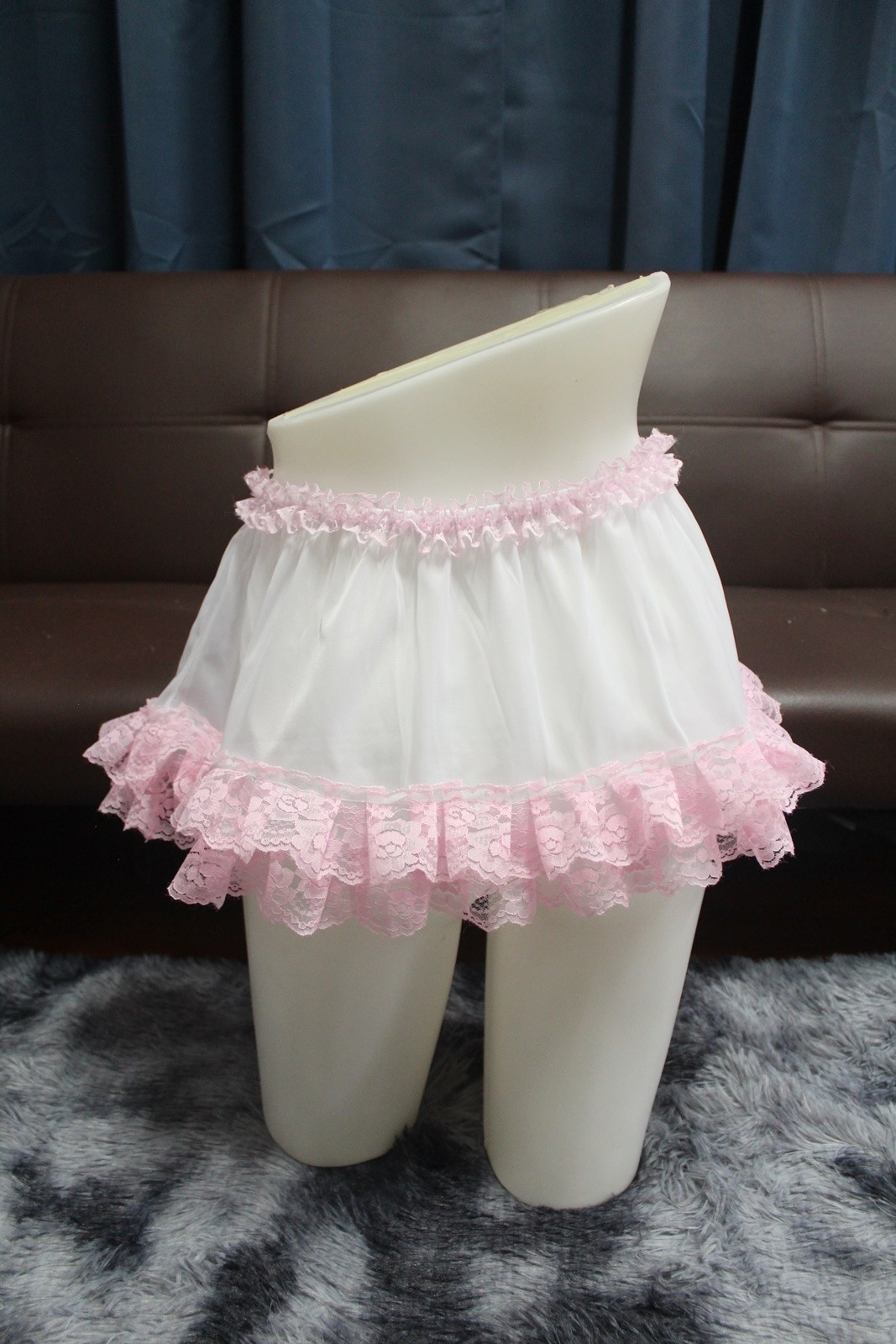 #A274 Vintage Style 2XL/ElasticW.24-42″ White Nylon Pink Lace Half Slip Length8″