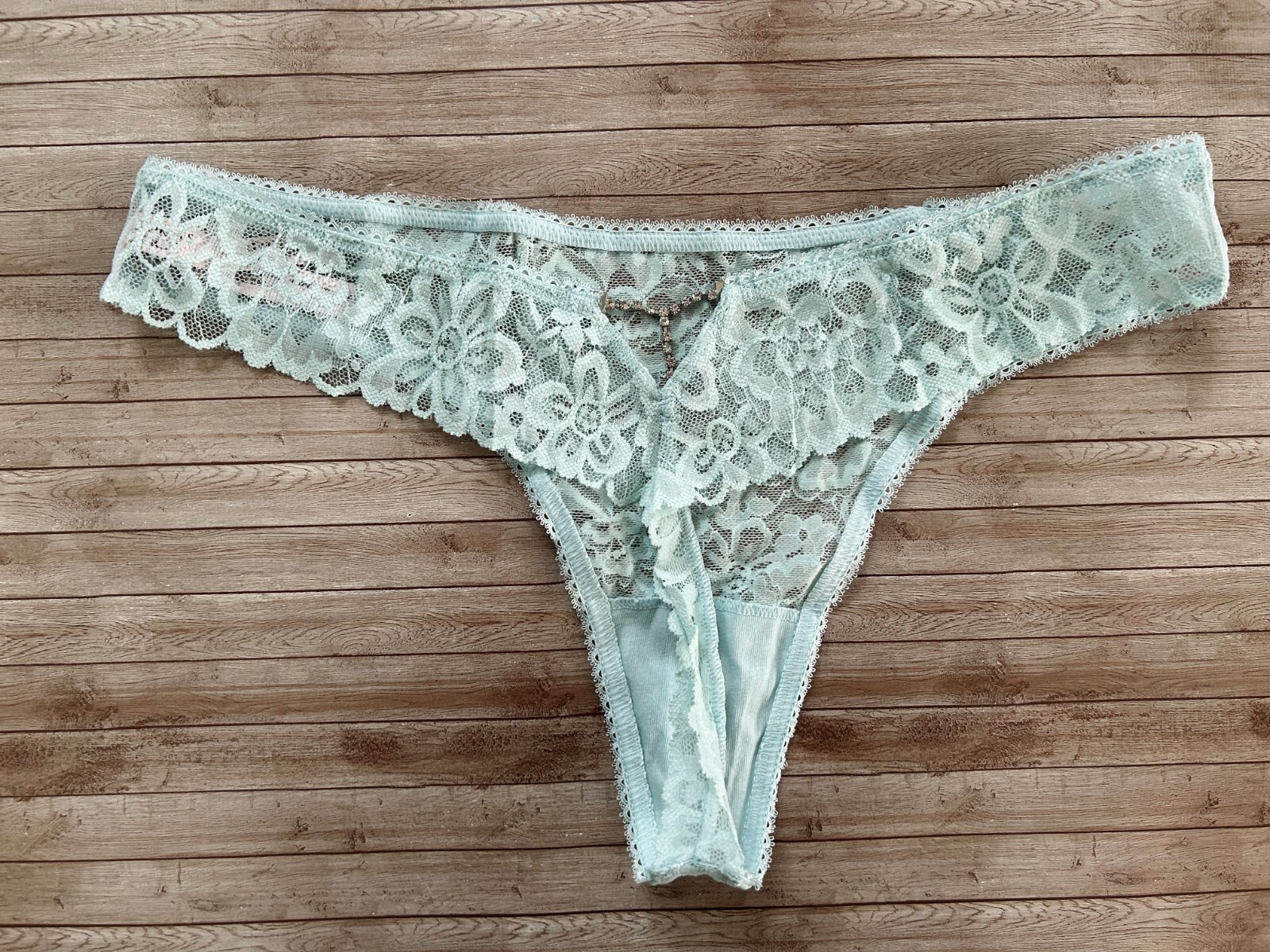 NEW Victorias Secret The Lacie Floral Thong Panty 3 Pack Beauty Bundle L