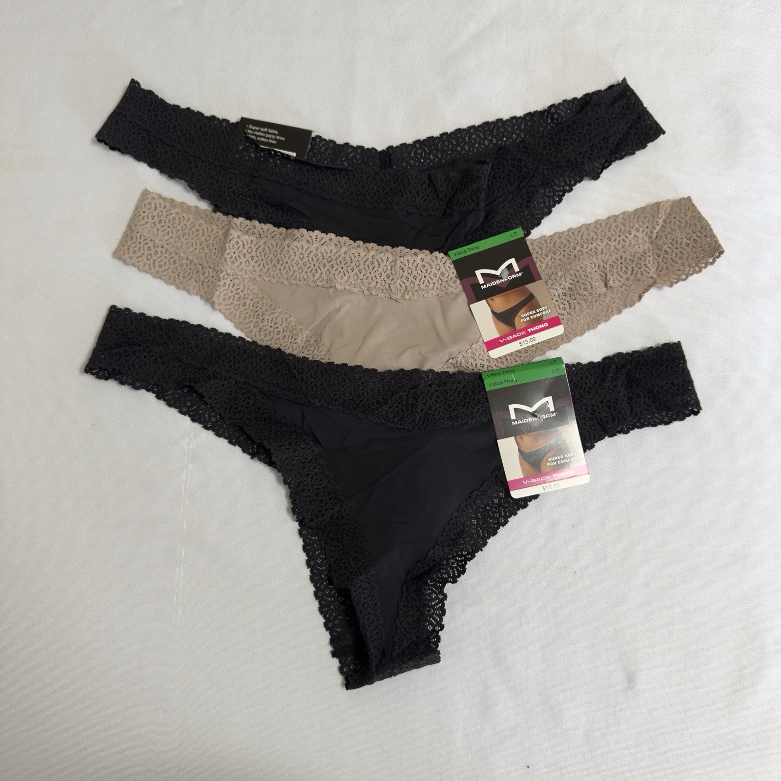 Maidenform Super Soft V-Back Thong 3 pair Women’s Large (7) Delicate Lace Trim