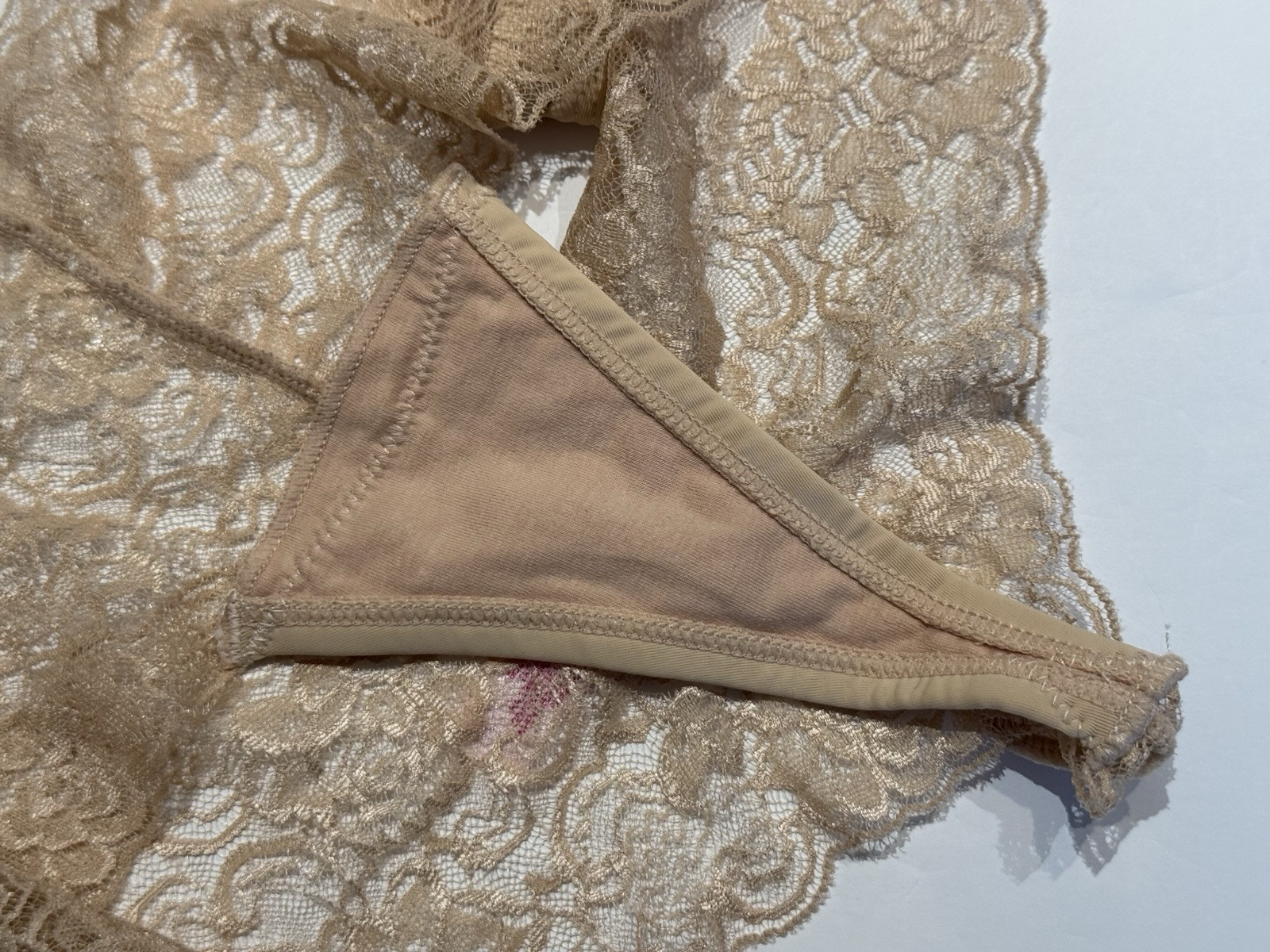 NWT 2 Pairs Candies Lace Cheeky Panties Size M Beige
