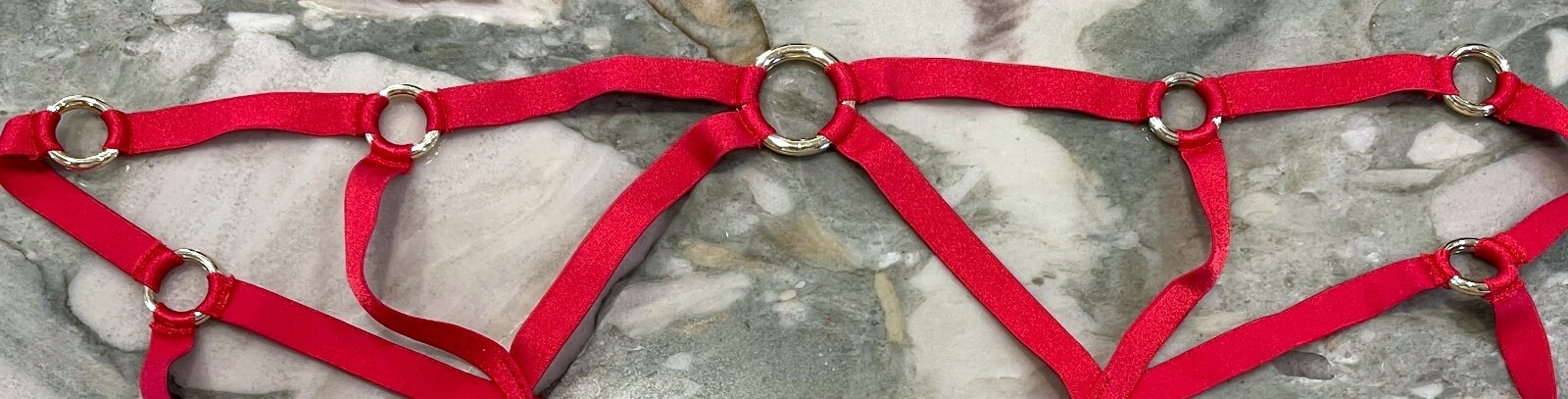NEW Victoria Secret Very Sexy Open Panel Strappy Ring Cheeky – Lipstick Red – XL