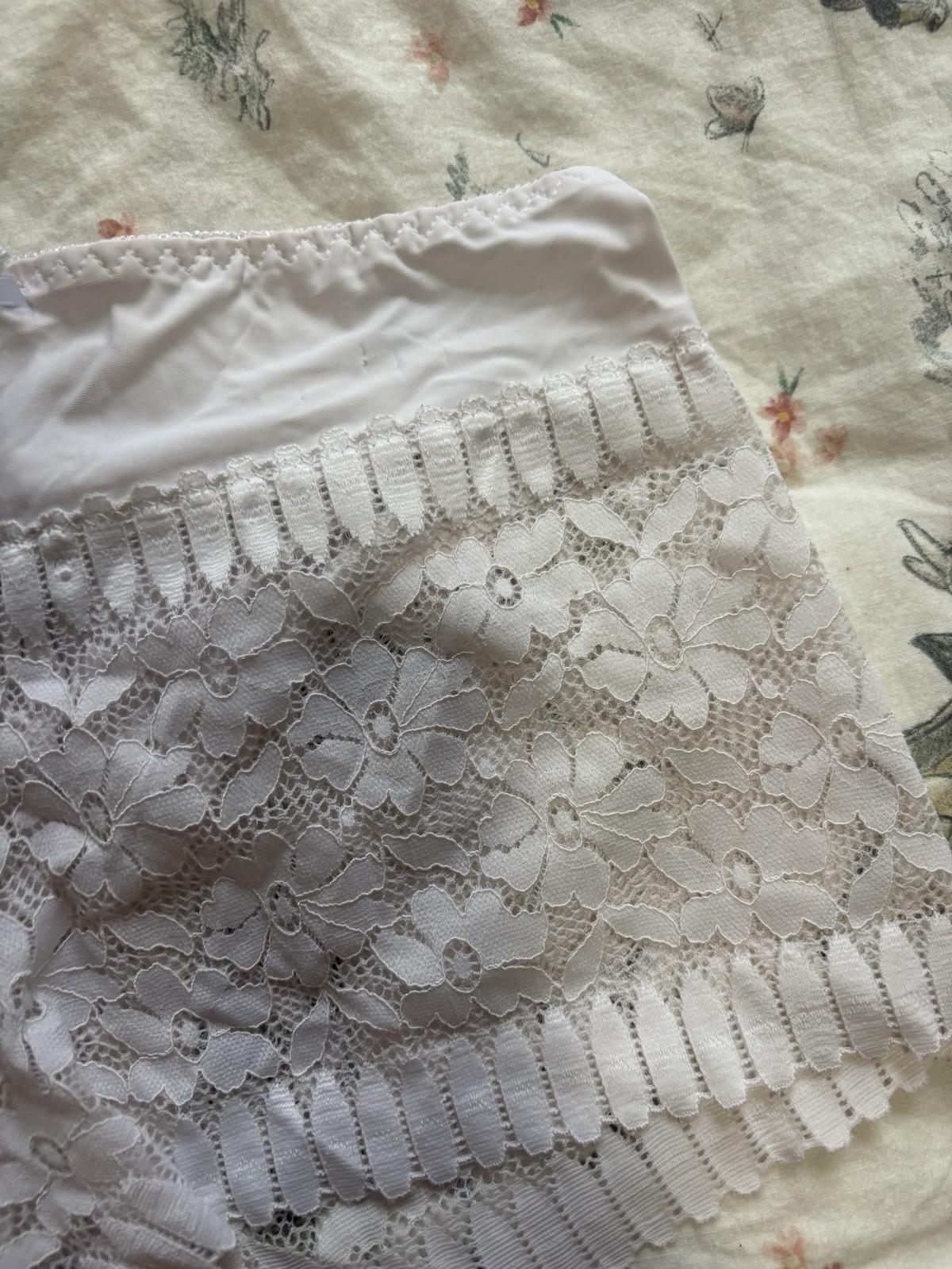 White Floral Lace Mini Stretchy Boyshort Shorts Panties With Small Bow Detail L