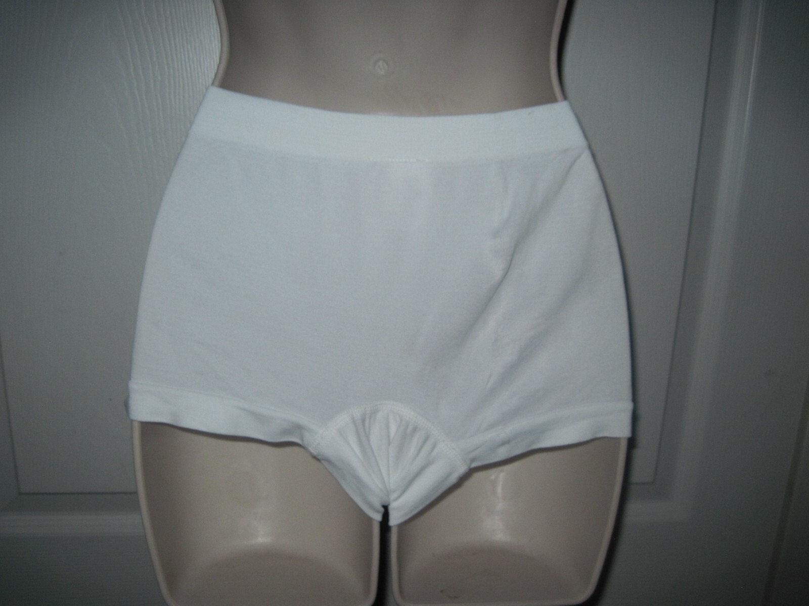 Women’s Brief Style Panties White Comfortable Lightweight Stretch Fabric Medium