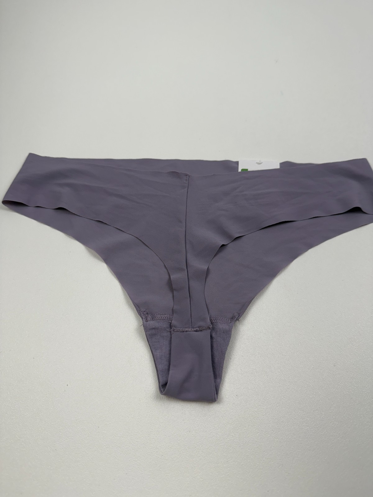 Calvin Klein Women Invisibles Microfiber Low Rise Stretch Thong Lavender L NWT