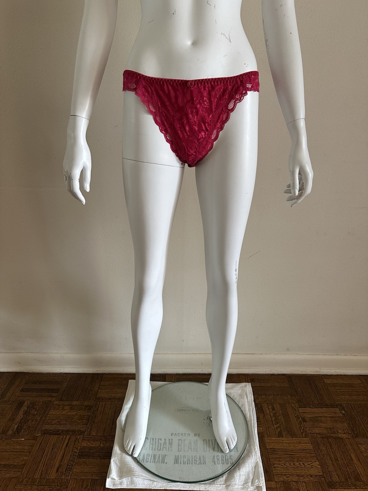 Victoria’s Secret Gold Label Red Satin Jacquard Bikini Panties Lace Trim Rose M