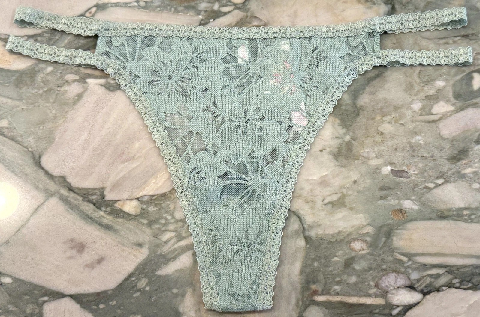NEW Victoria Secret PINK Lace Strappy Thong Panty – Seasalt Green – XL