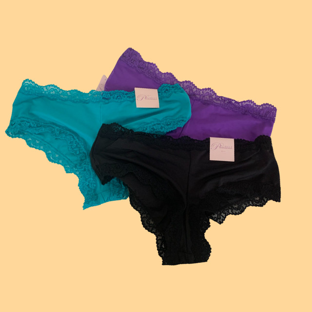3 pairs Simple Pleasures Women Panties Lace Trim Thong Knickers Underwear