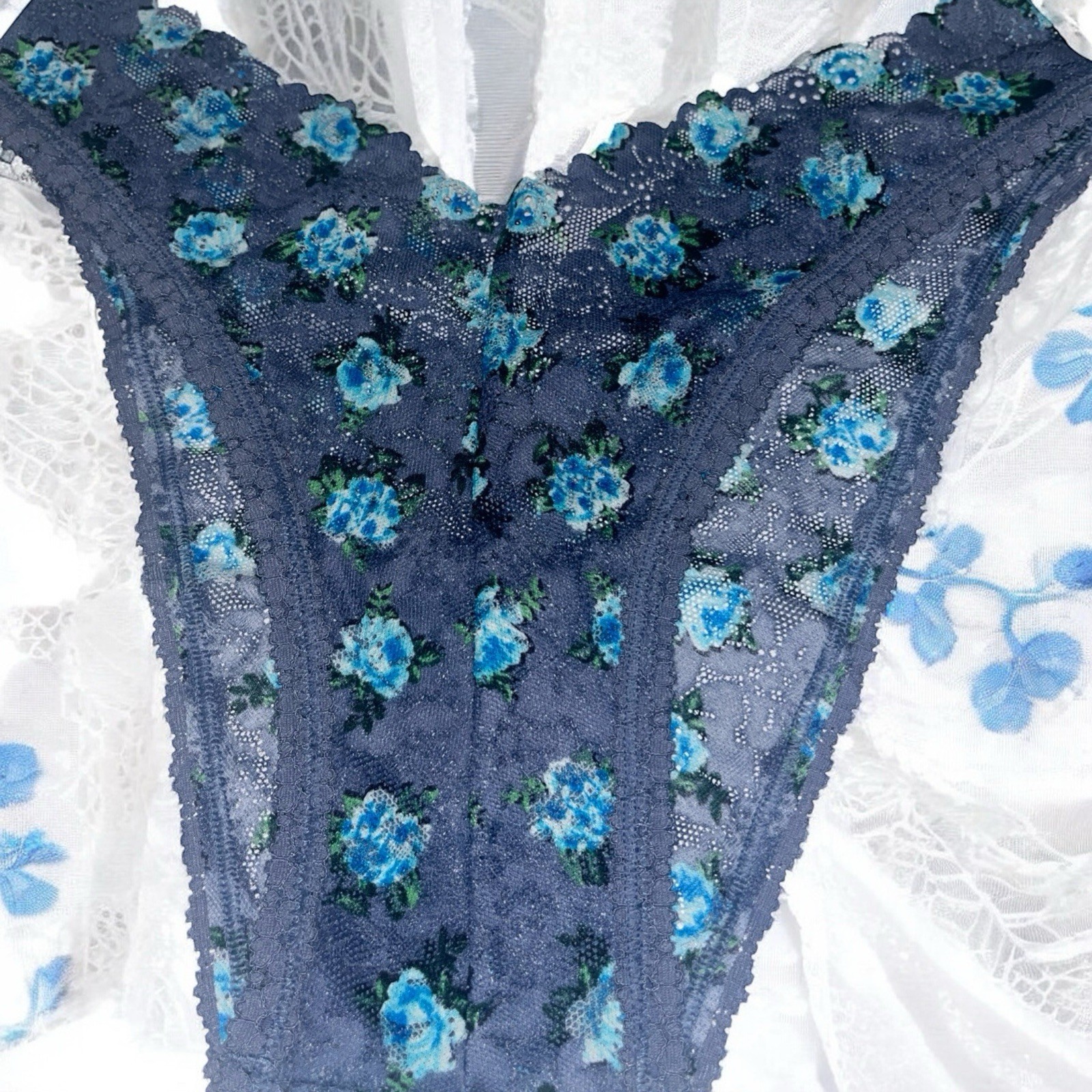 Pink Victoria’s Secret Wink V-Front Brazilian Panty Sz Small Lace Blue Flowers
