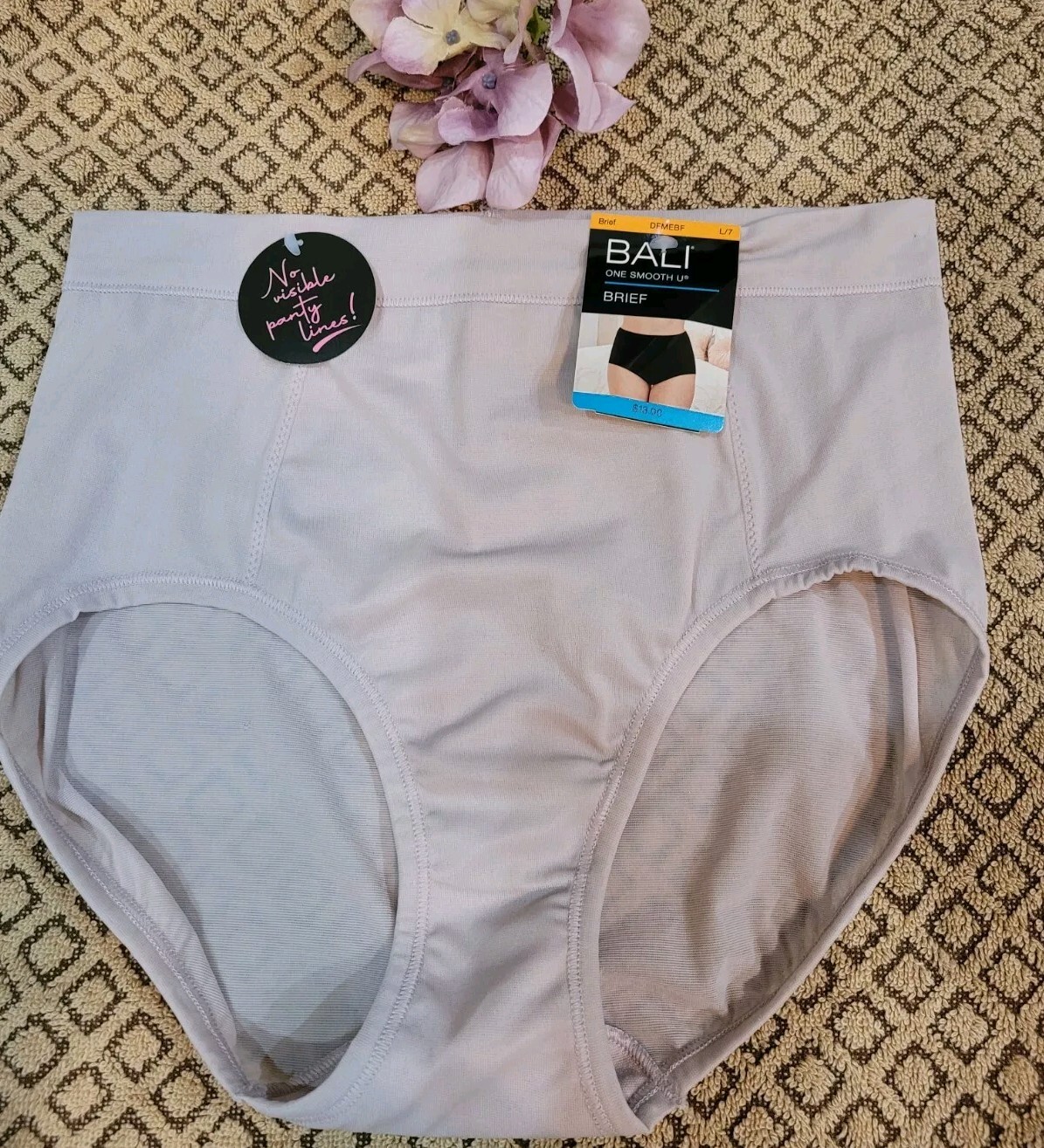 Rare BALI One Smooth U Brief Panty DFMEBF Size 7/L GLO Quartz nwt $13.00