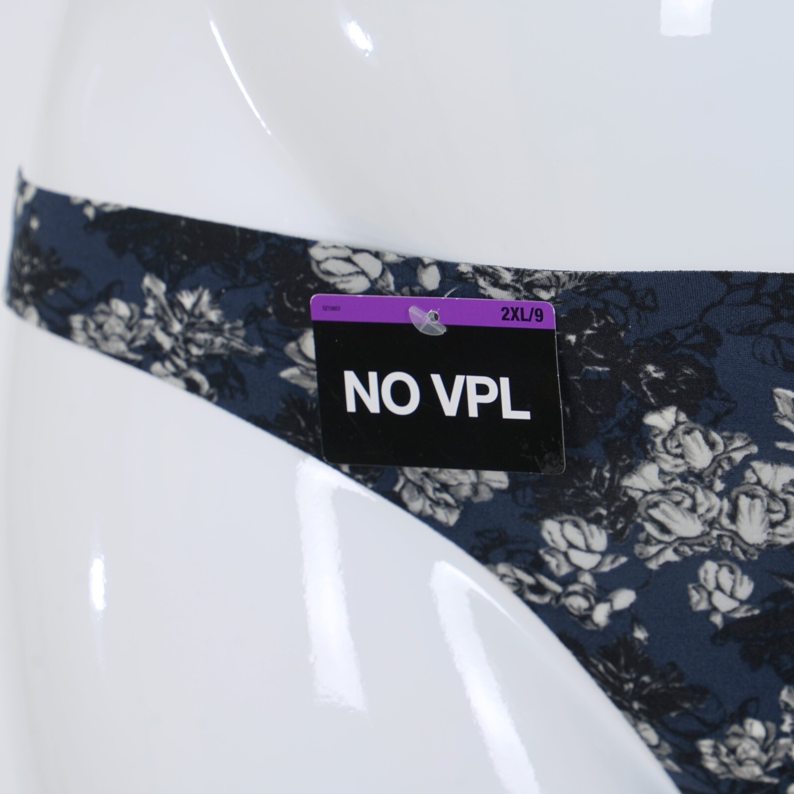 MAIDENFORM Women’s Size 2XL/9 Invisible Comfort NAVY FLORAL THONG Panties #40149