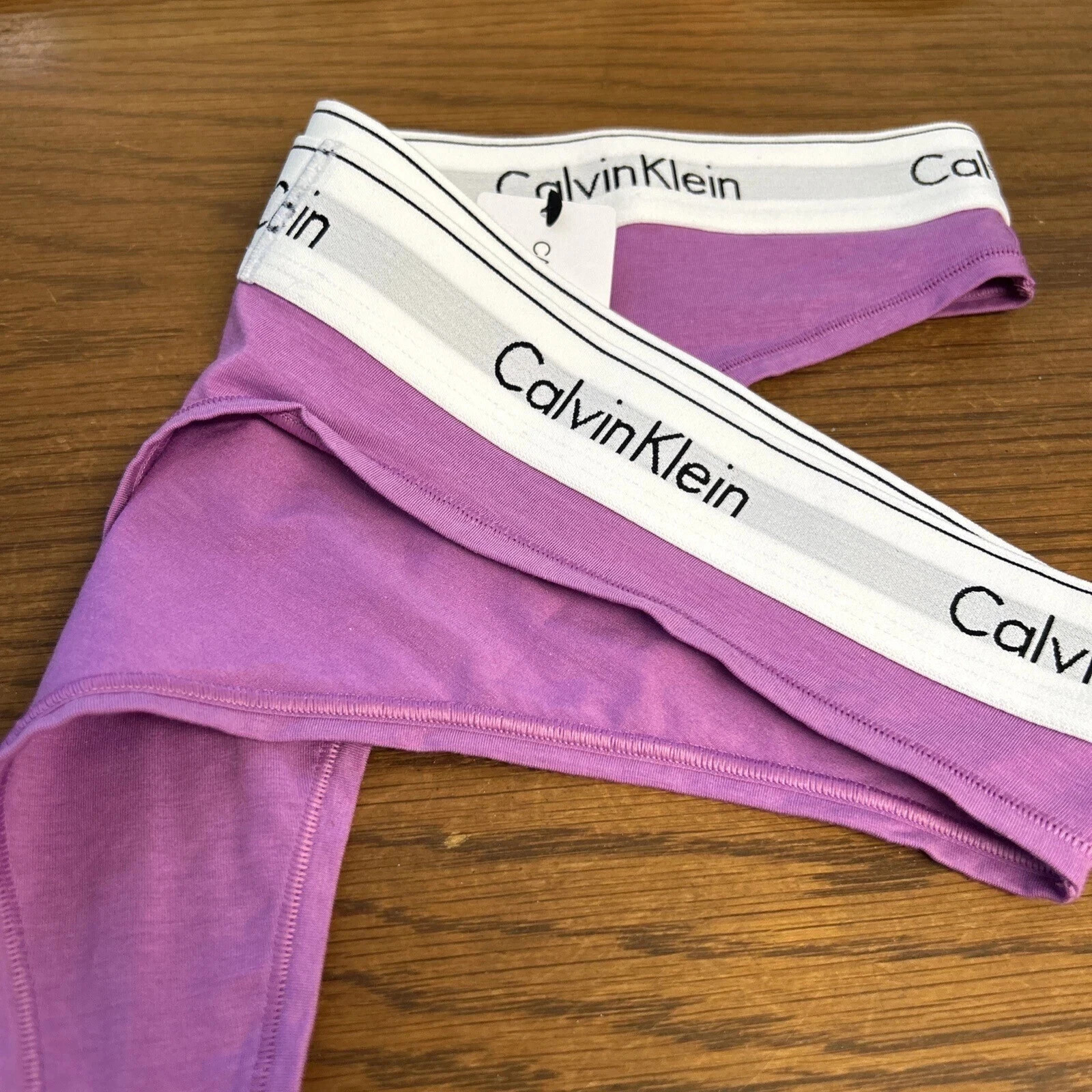 NWT Calvin Klein Women’s(2X LARGE) MODERN COTTON THONG QF5117
