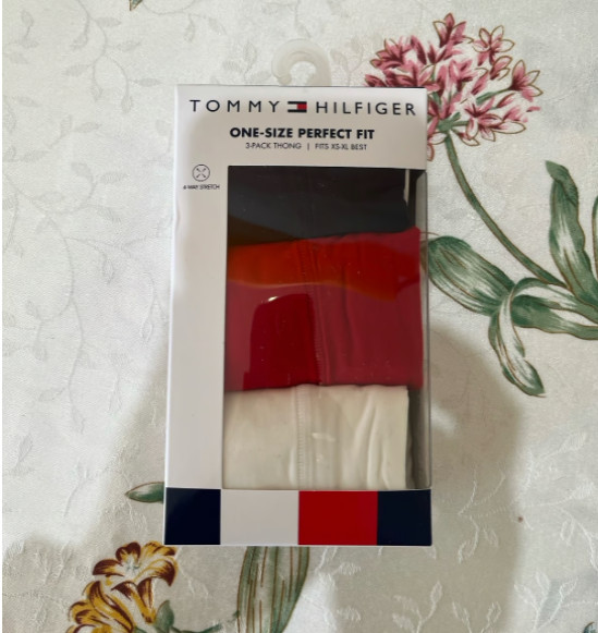 NEW Tommy Hilfiger Womens Perfect Fit Thong 3-Pack Fits XS-XL One Size