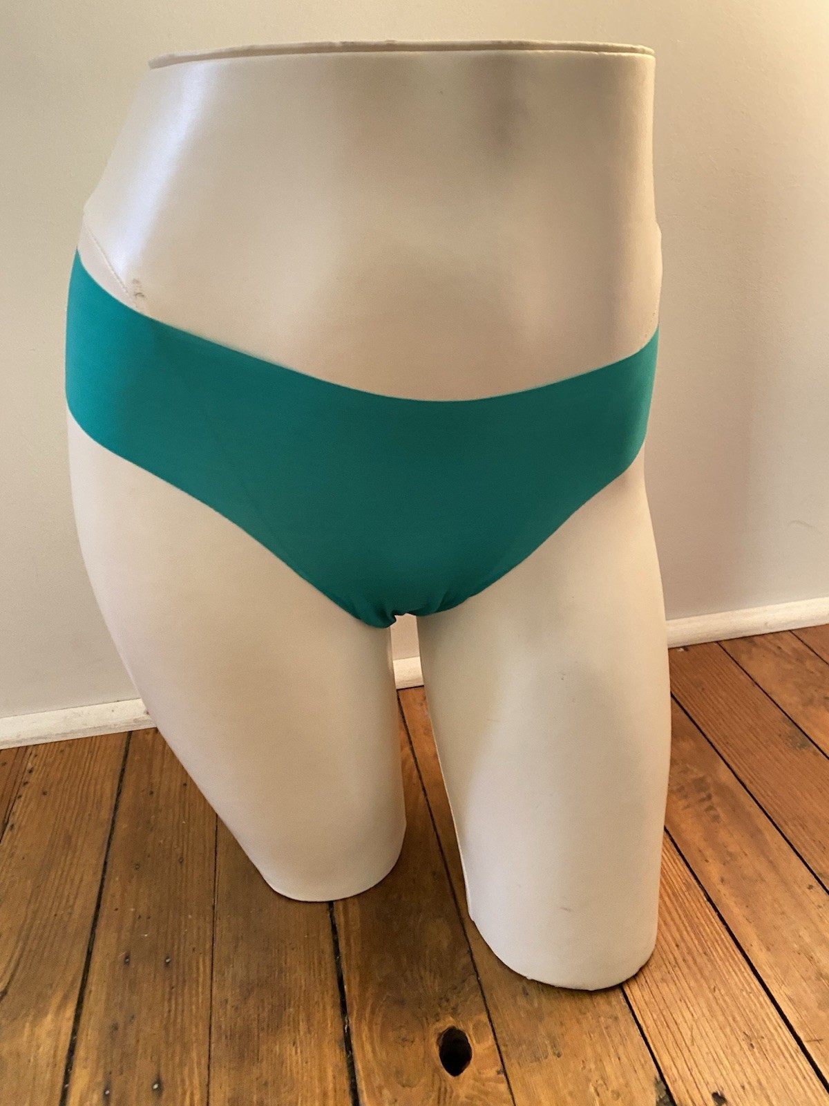 NWT Cosabella Aire Thong aireZ03zl Color Bright Jade Size S/M