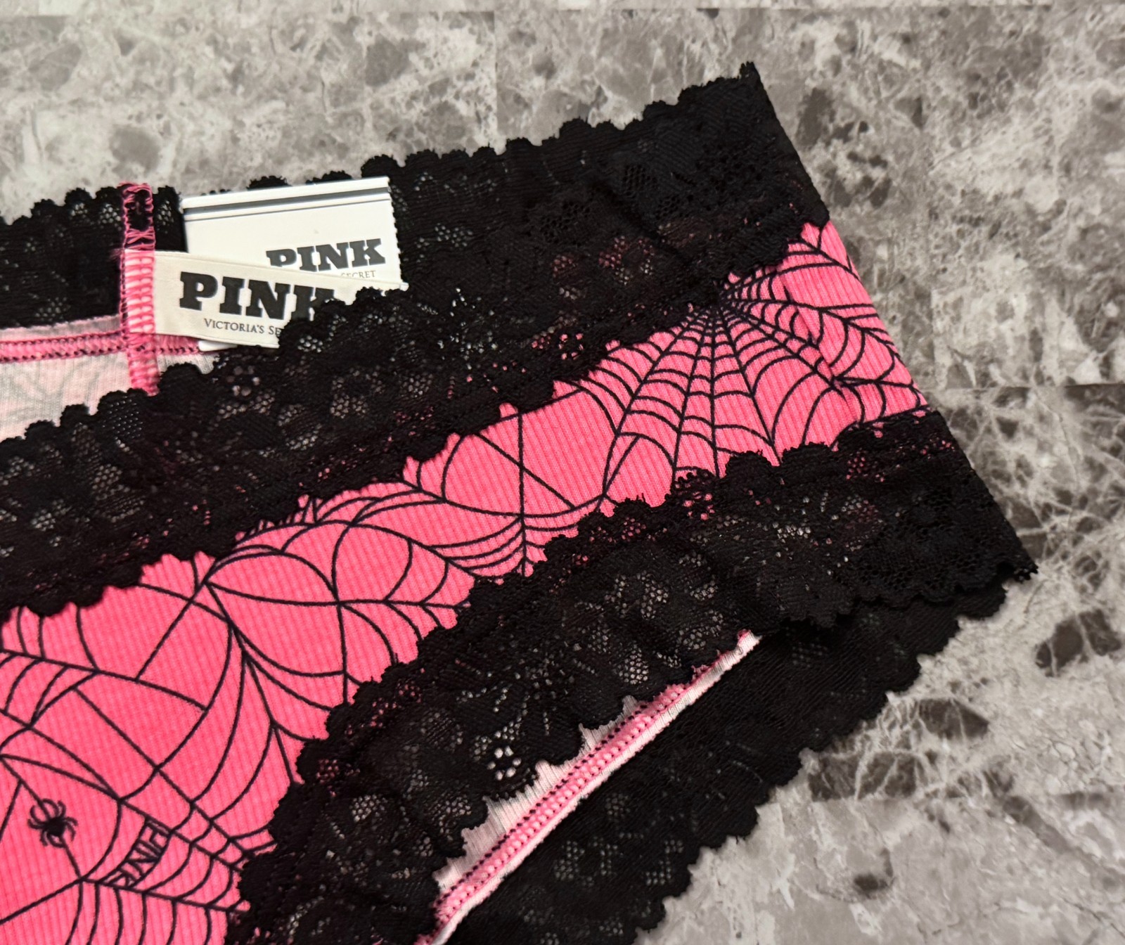 NWT VICTORIA’S SECRET PINK SPIDERWEB HALLOWEEN RIBBED LACE CHEEKSTER PANTIES