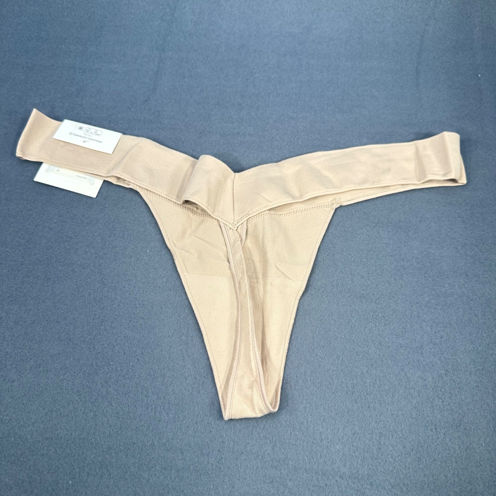 No Boundaries Womens Size XXL 9 V-Thong Panty Seamless Beige New With Tags