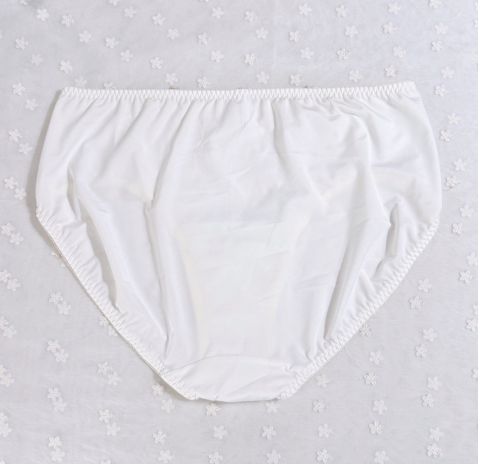 US-XL/JP-5L Japanese Floral Embroidery Nylon Panties Extra Long Crotch Lining