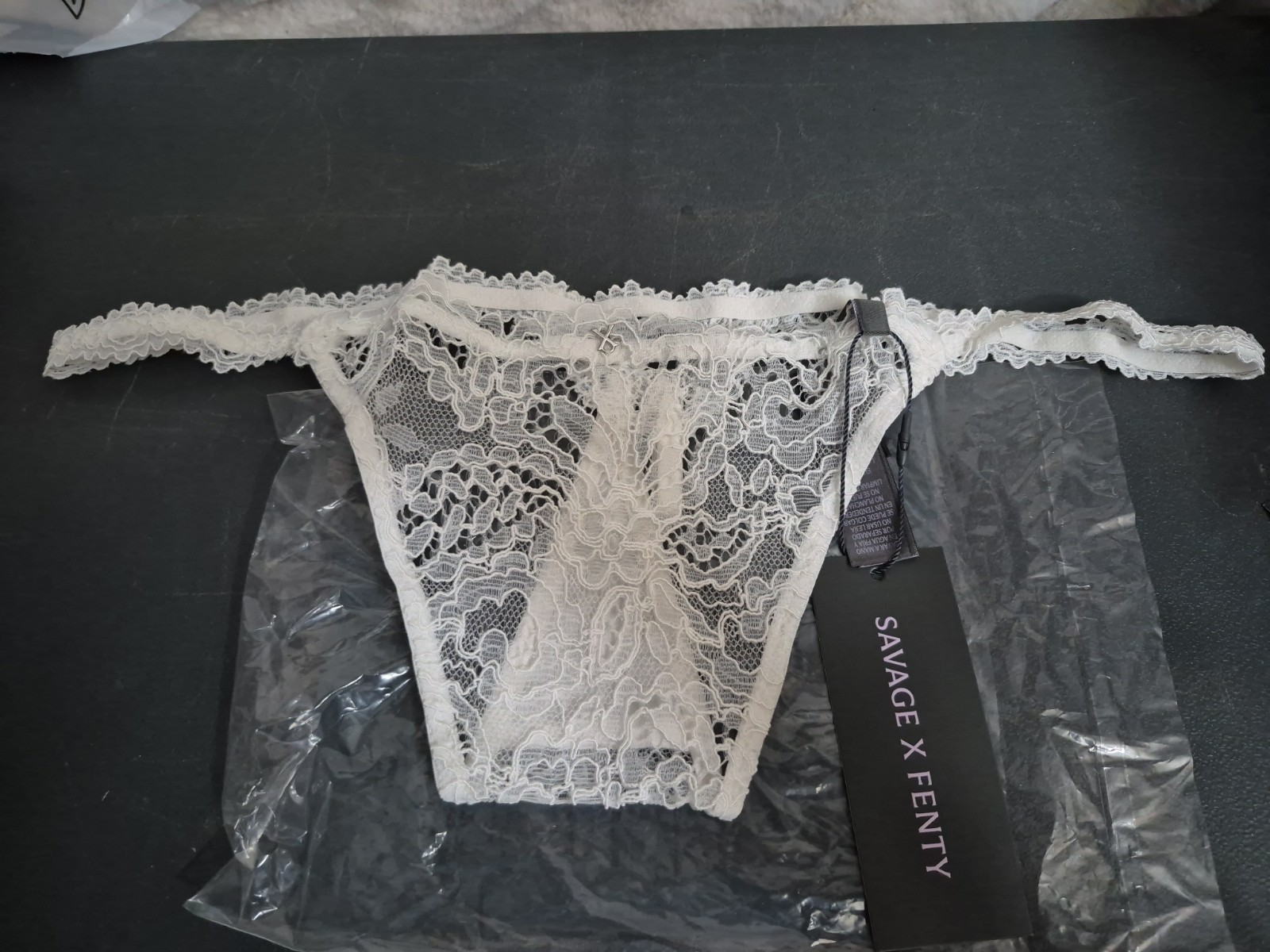 Savage X Fenty Romantic Corded Lace G String Pantie White Size X-Large