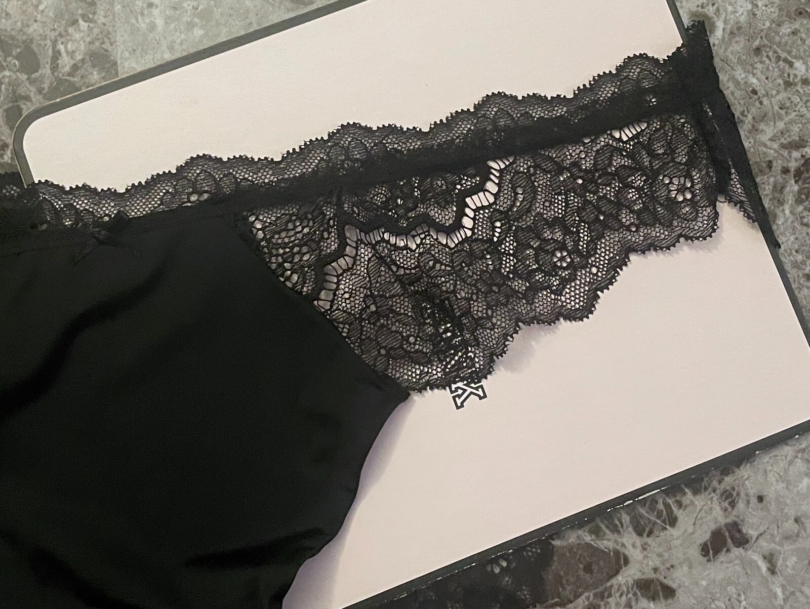 NWT VICTORIA’S SECRET DREAM ANGELS XXL BLACK SMOOTH FLORAL LACE CHEEKINI PANTIES