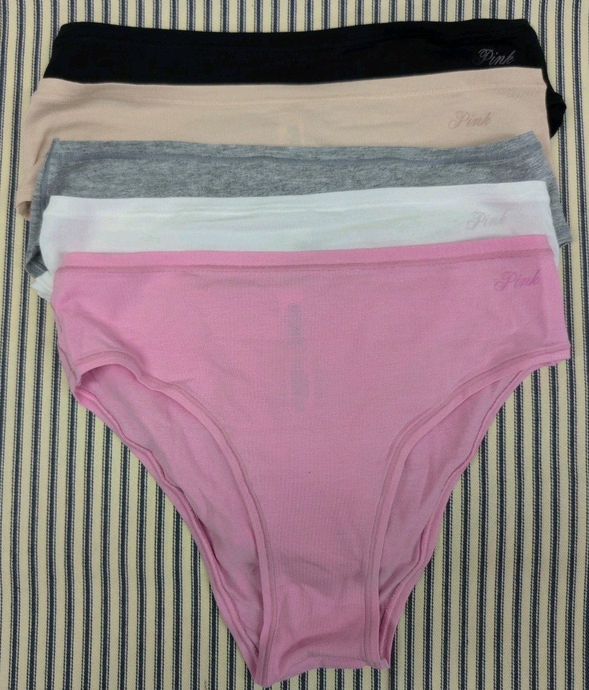 New Without tags Women’s Victoria’s Secret Cotton Panties Low Rise Size M 5PK