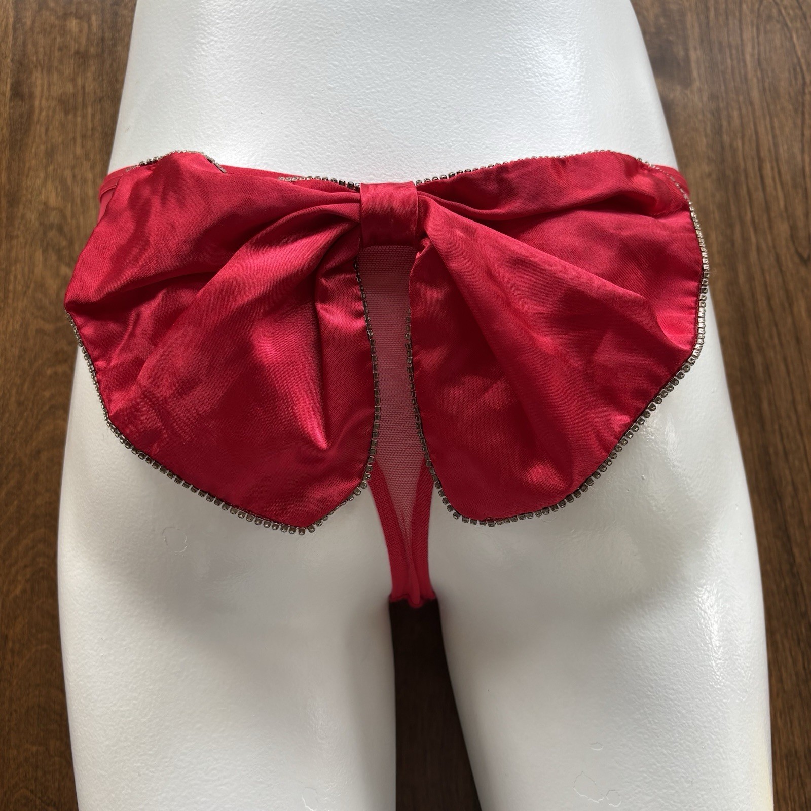 Victoria’s Secret Thong Panty Silky Rhinestones Gem Bow Red Shiny Large NWOT